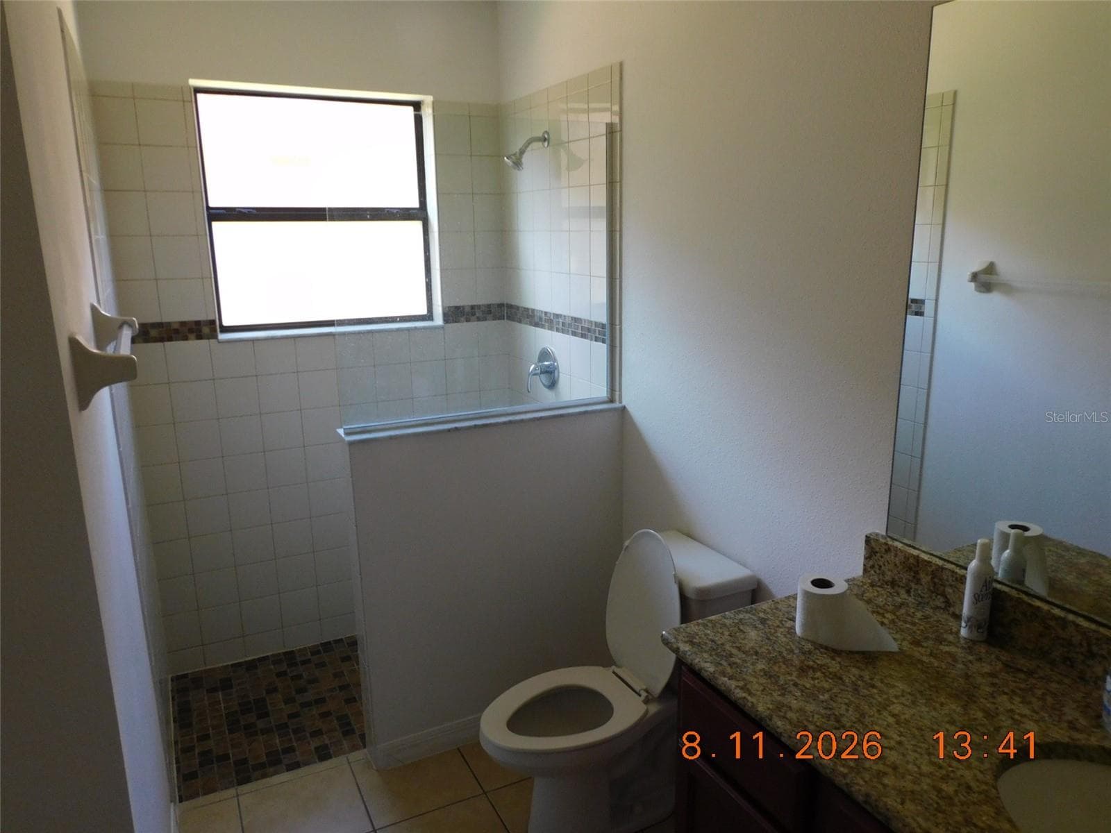 Single Family Residence at 2916 CASABELLA DR, KISSIMMEE, photo 7 of 15
