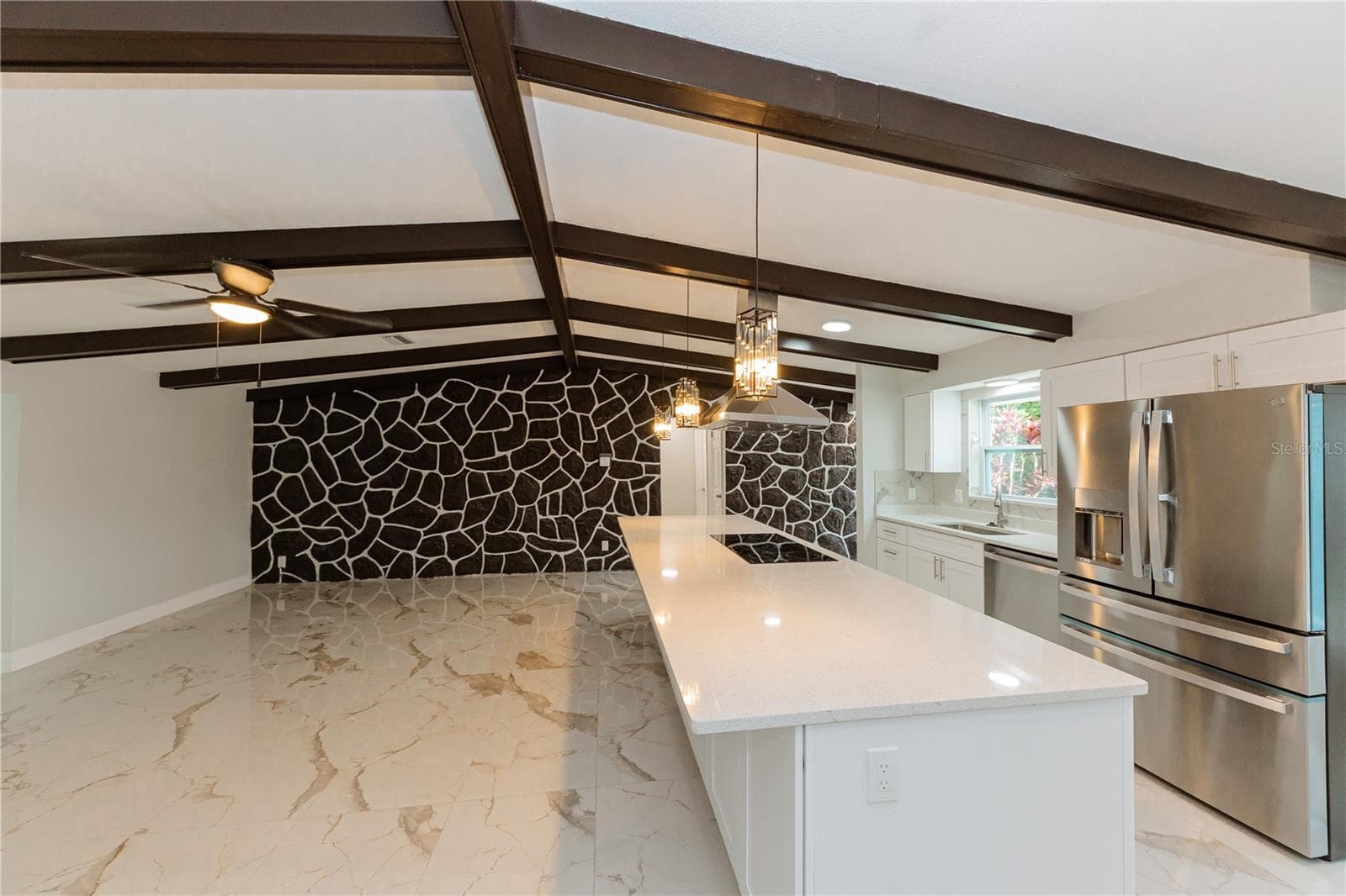 Single Family Residence at 1574 SOUVENIR DR, CLEARWATER, photo 6 of 99