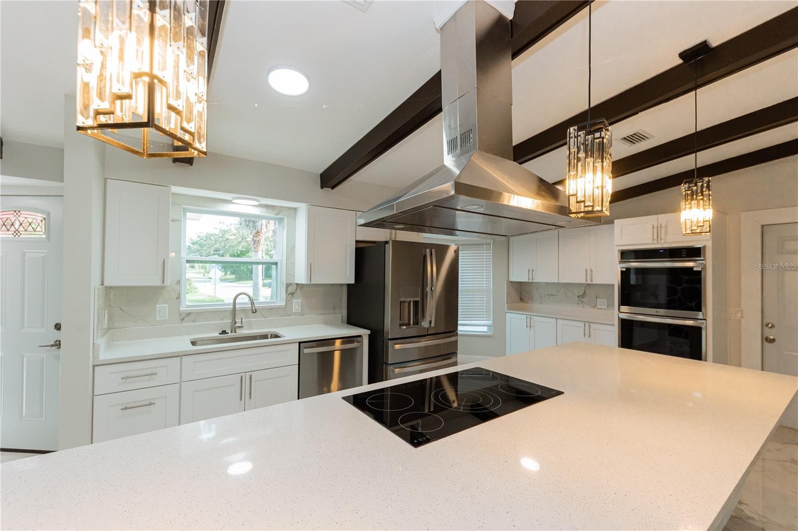 Single Family Residence at 1574 SOUVENIR DR, CLEARWATER, photo 9 of 99