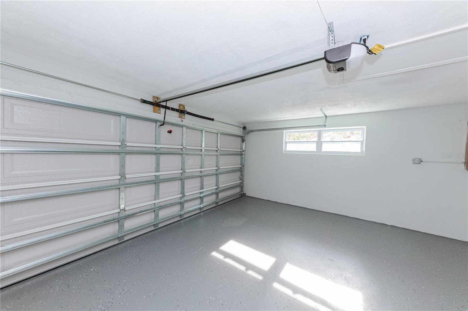 Single Family Residence at 1574 SOUVENIR DR, CLEARWATER, photo 27 of 99