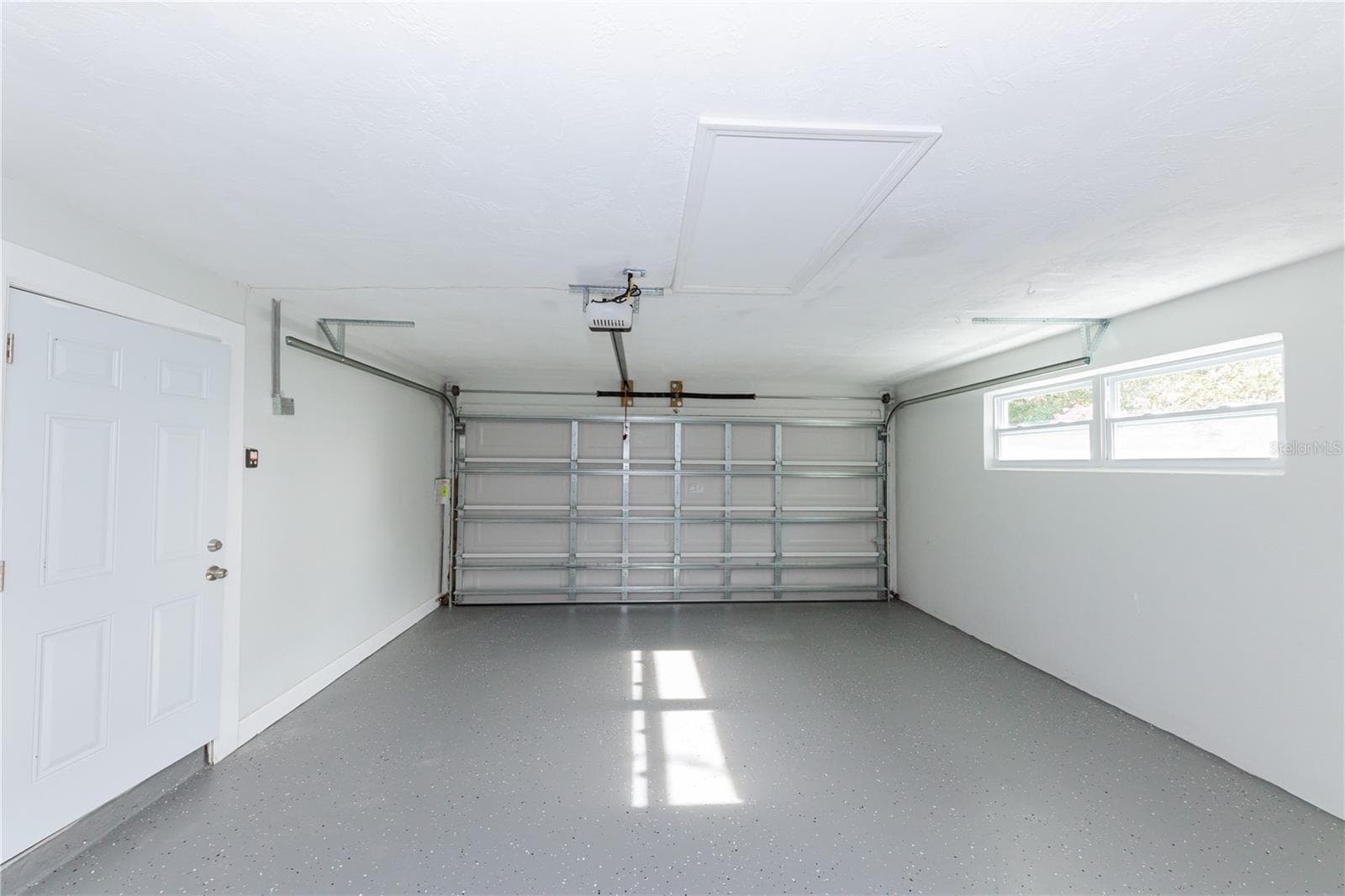 Single Family Residence at 1574 SOUVENIR DR, CLEARWATER, photo 28 of 99