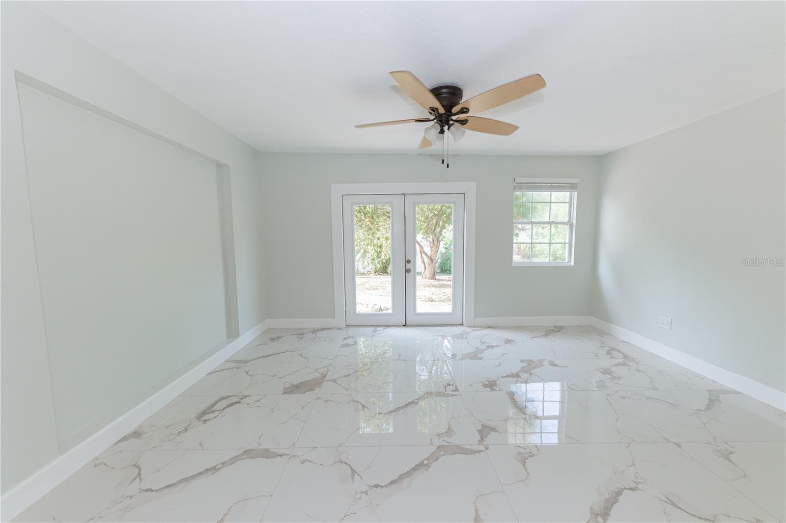 Single Family Residence at 1574 SOUVENIR DR, CLEARWATER, photo 41 of 99