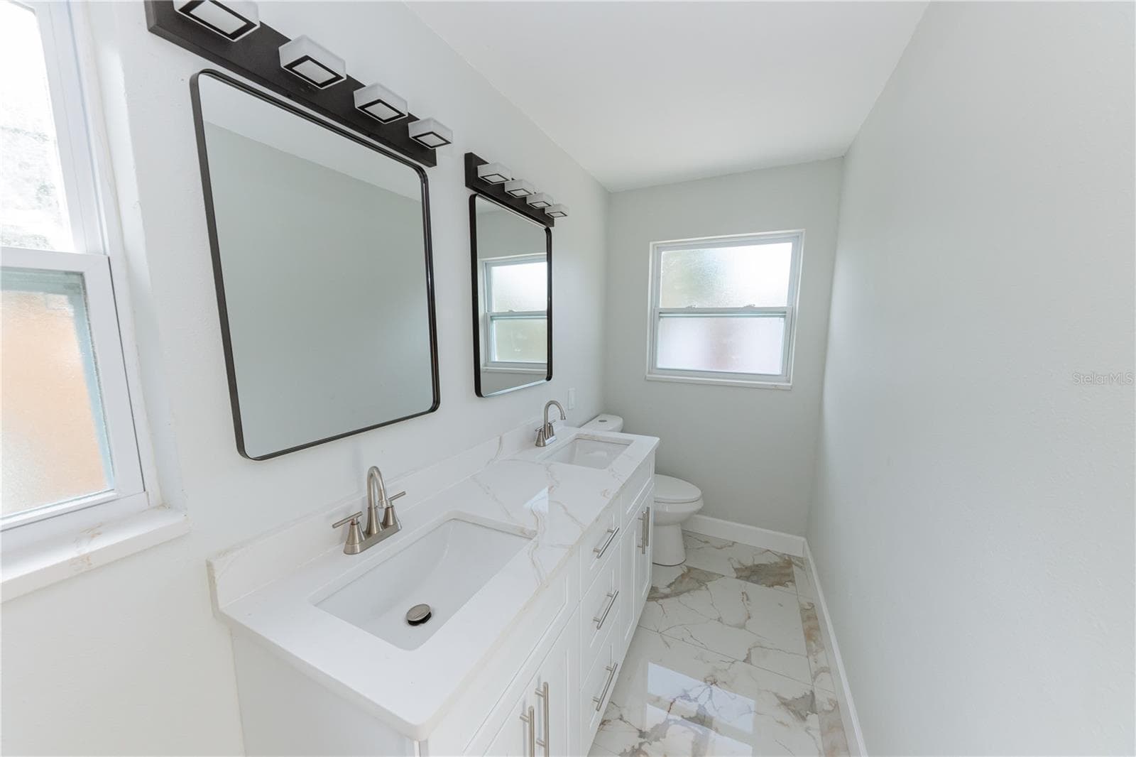 Single Family Residence at 1574 SOUVENIR DR, CLEARWATER, photo 48 of 99