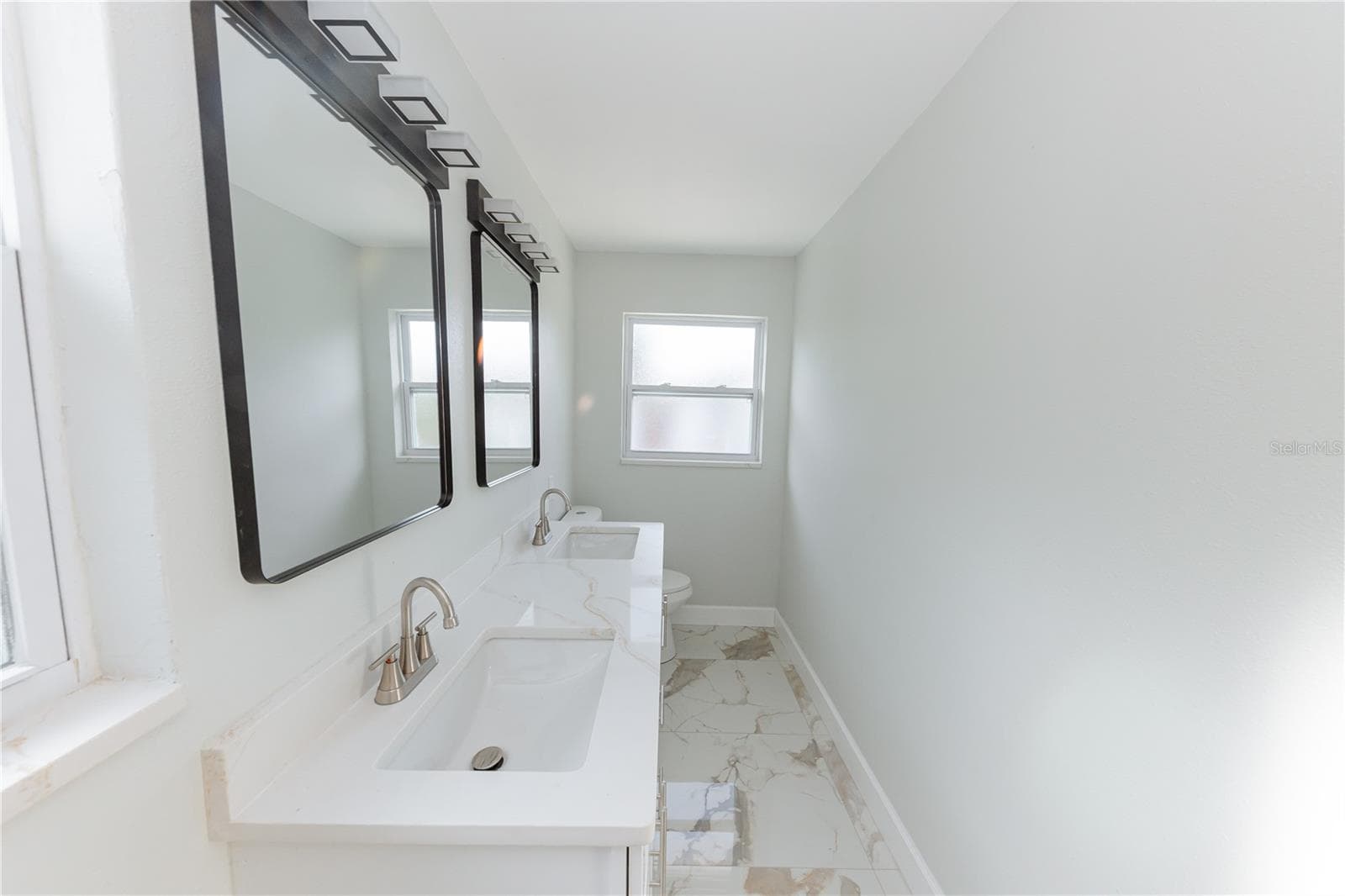 Single Family Residence at 1574 SOUVENIR DR, CLEARWATER, photo 49 of 99