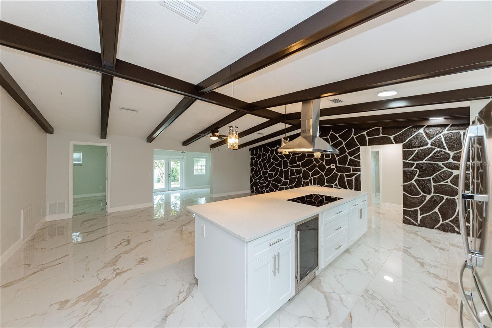 Single Family Residence at 1574 SOUVENIR DR, CLEARWATER, photo 54 of 99