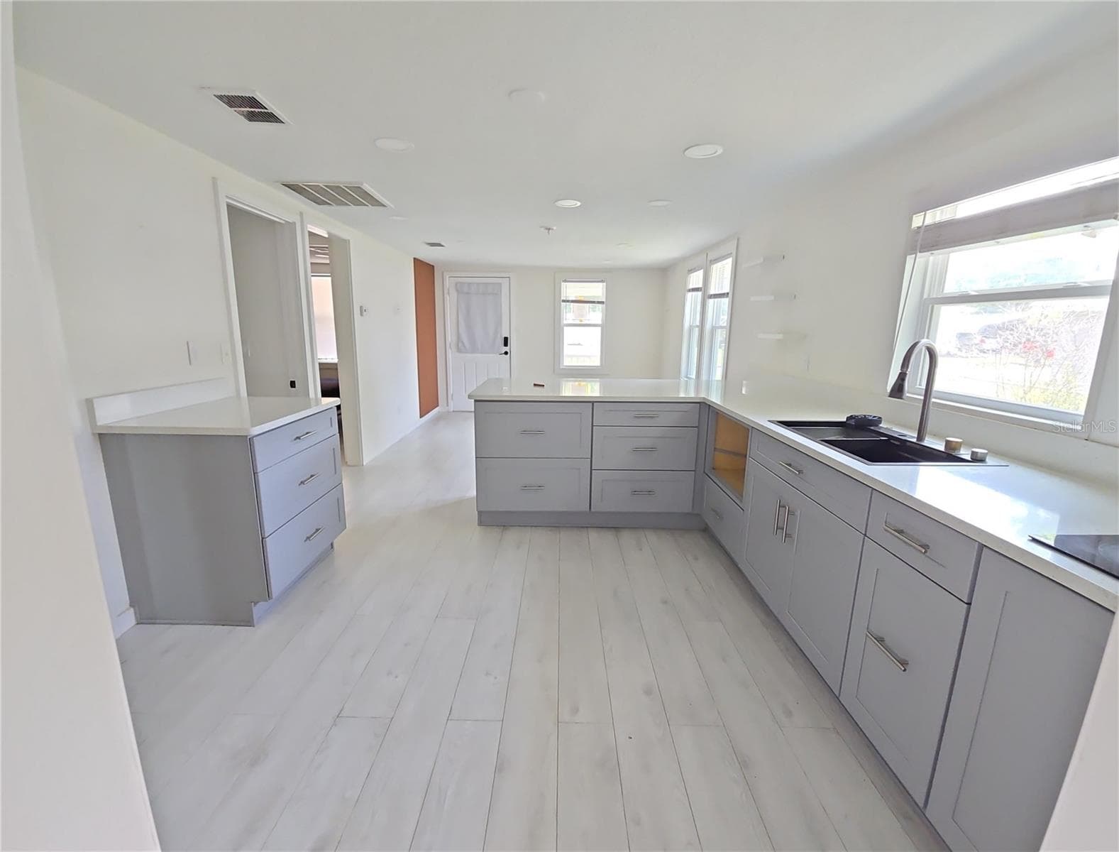 Single Family Residence at 1626 GAR ST, ST CLOUD, photo 5 of 23