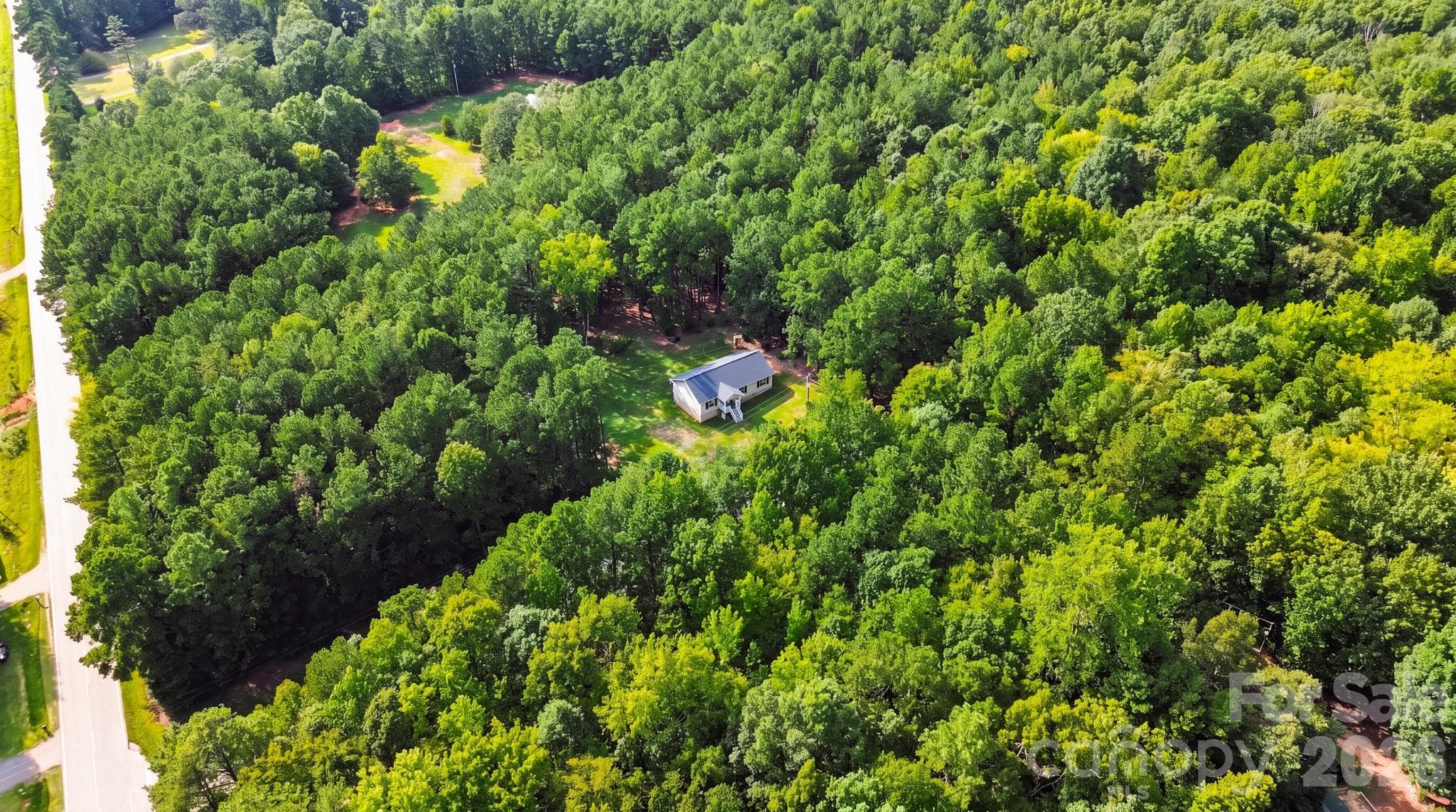 Single Family Residence at 1364 Stroupe Road, Lancaster, photo 29 of 30