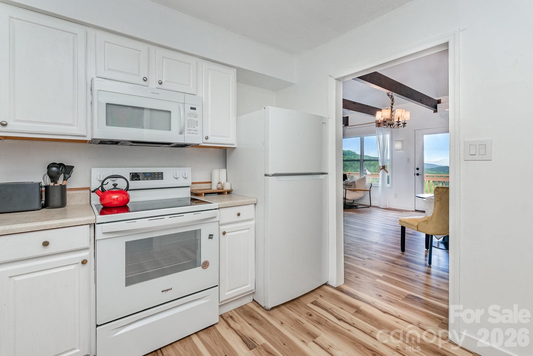 Condominium at 508 Over Look Drive, Burnsville, photo 12 of 28