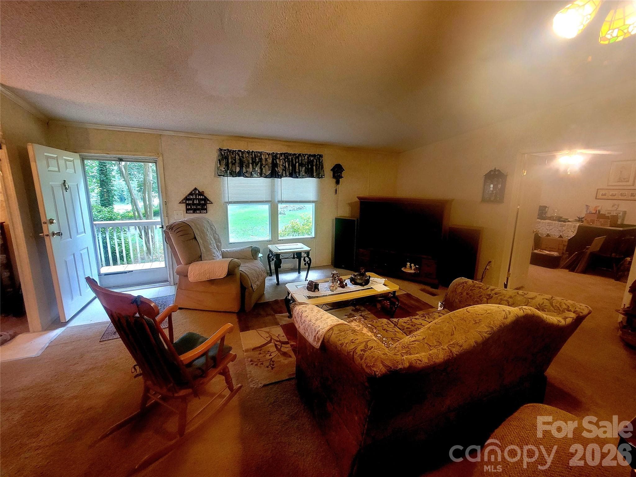 Family room - 121 Sylvan Drive, Statesville