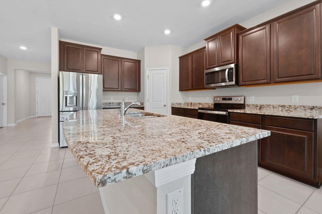 Single Family Residence at 7330 ROME LN, BROOKSVILLE, photo 22 of 40