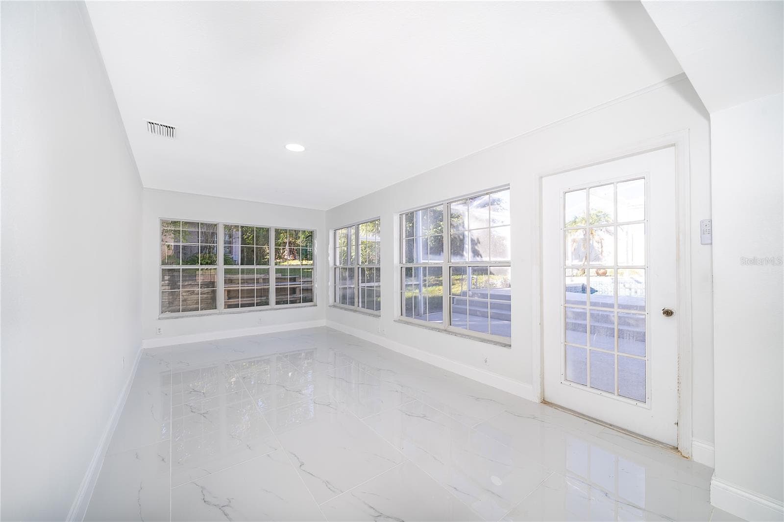 Single Family Residence at 1250 GLENMORE DR, APOPKA, photo 24 of 47