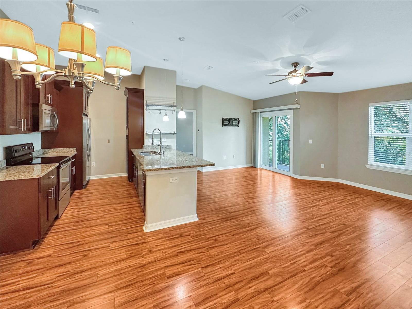 Condominium at 5041 ROYAL PALMS WAY #302, NEW PORT RICHEY, photo 4 of 51