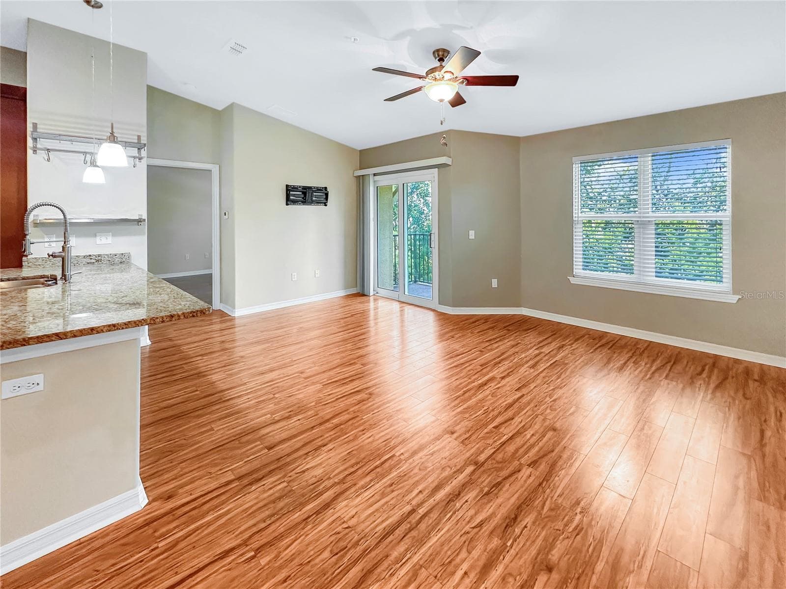 Condominium at 5041 ROYAL PALMS WAY #302, NEW PORT RICHEY, photo 7 of 51