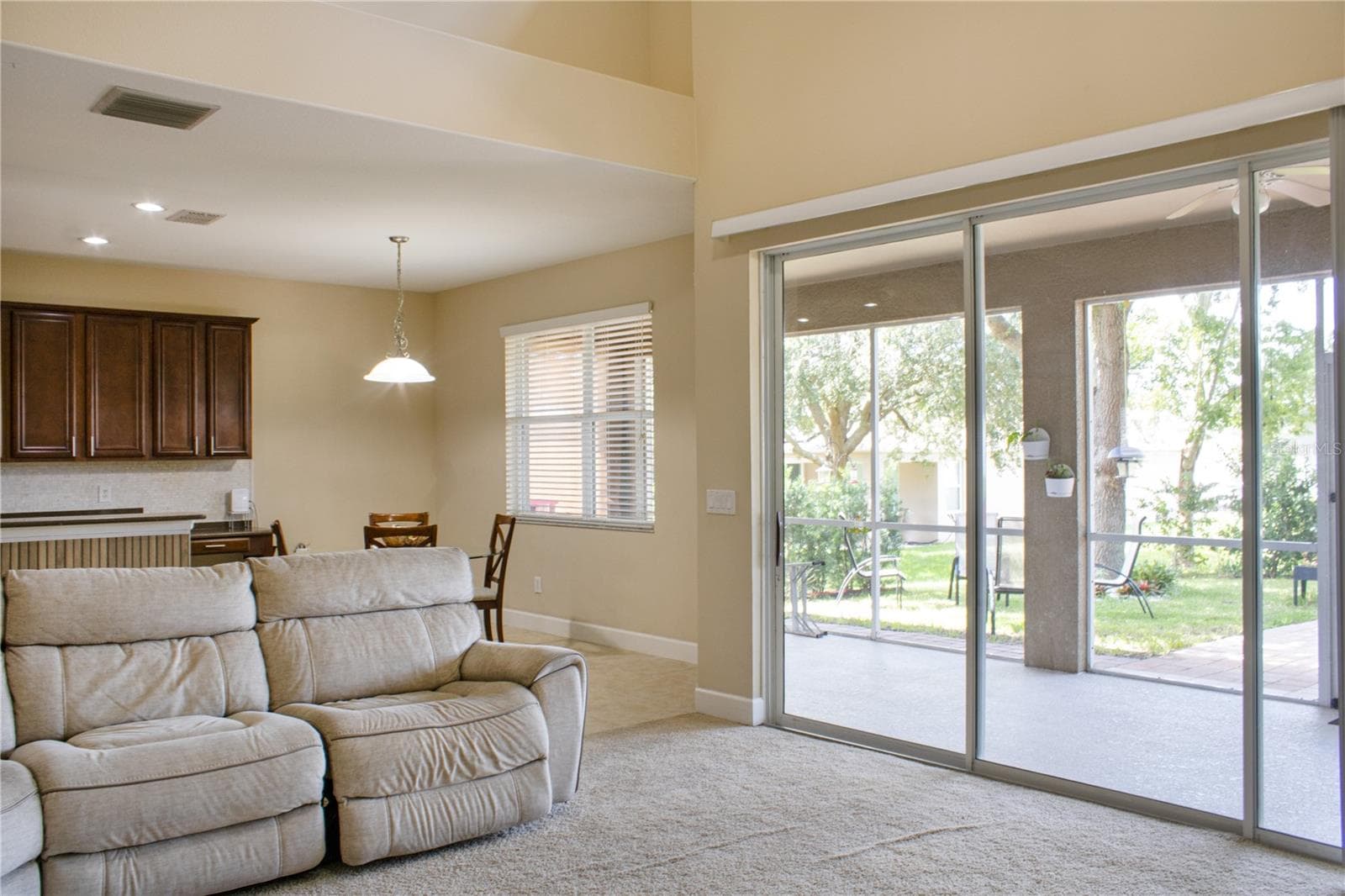 Single Family Residence at 1112 GLENRAVEN LN, CLERMONT, photo 9 of 35