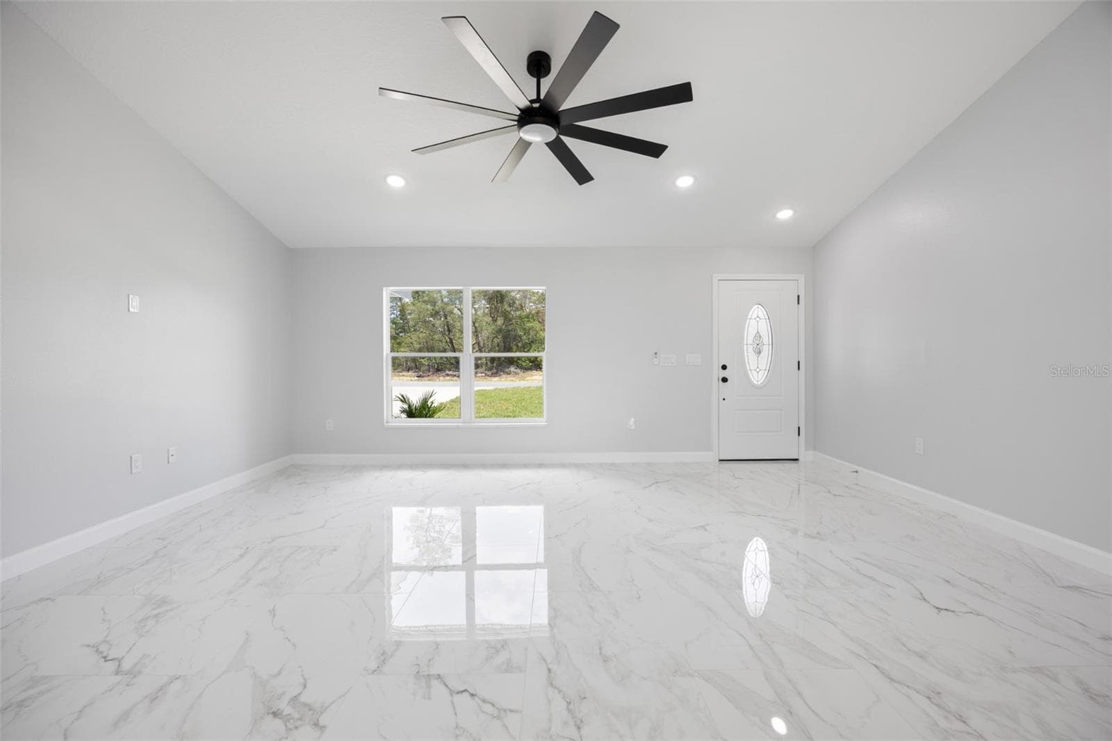Single Family Residence at 11372 SW 177TH CT, DUNNELLON, photo 4 of 20