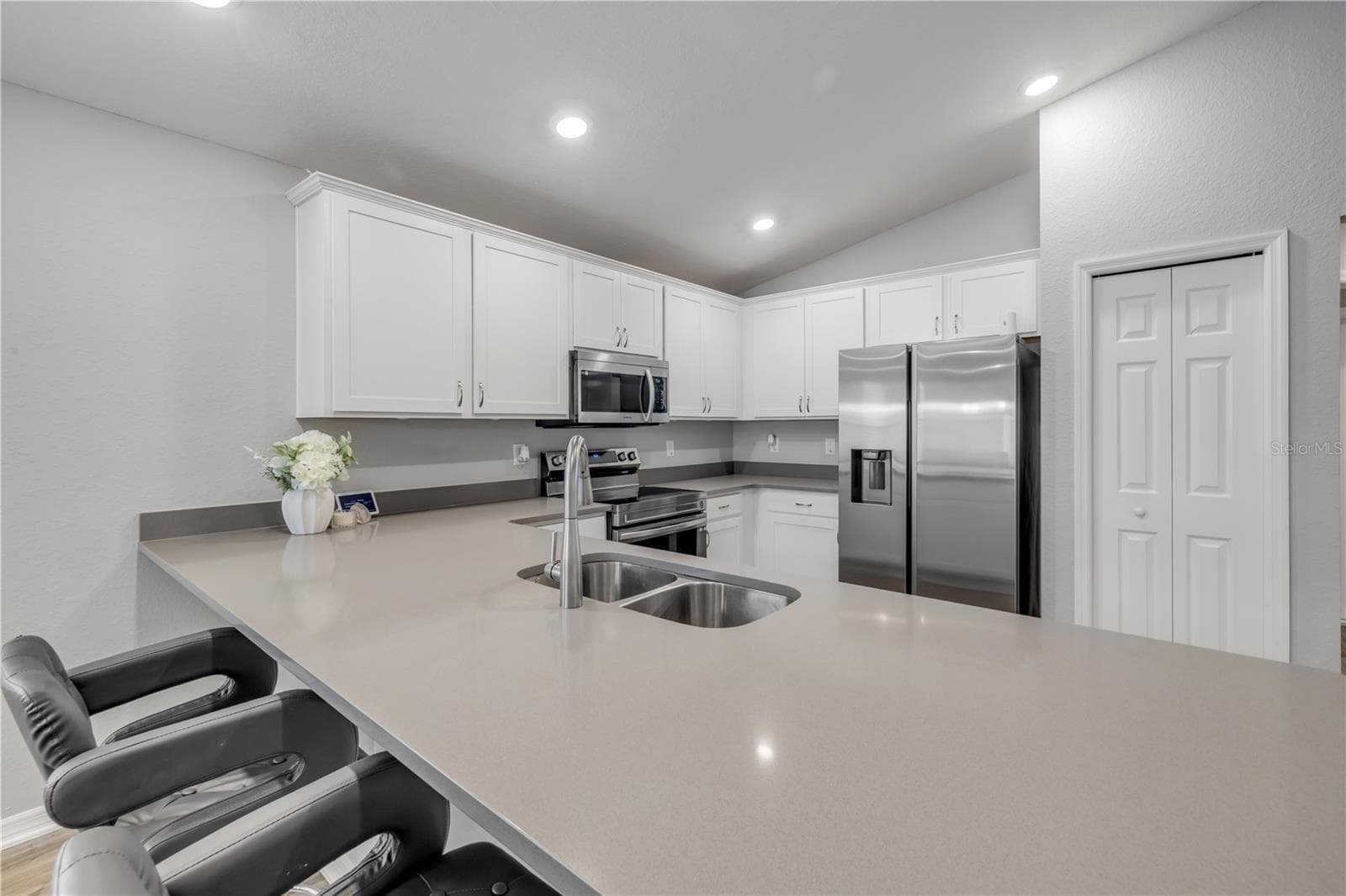 Single Family Residence at 3927 PALAZZO PL, WINTER HAVEN, photo 13 of 53