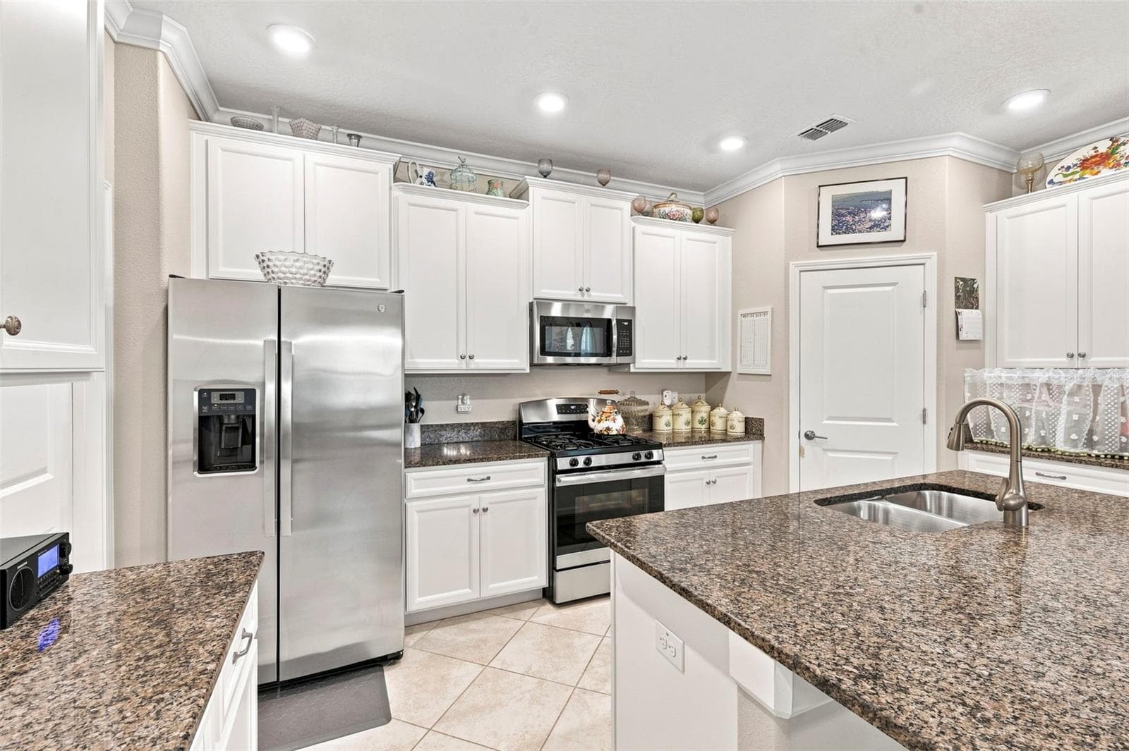 Single Family Residence at 9189 SHADYSIDE LN, LAND O LAKES, photo 36 of 80