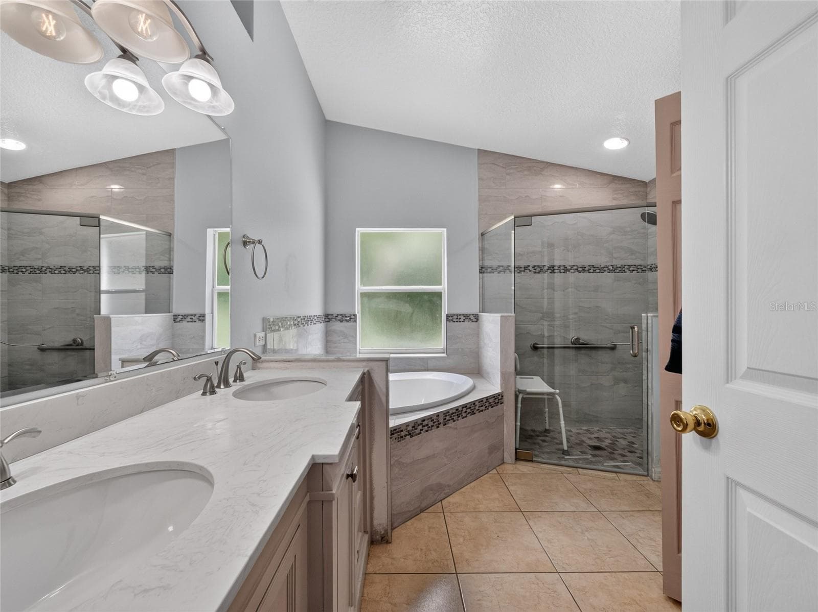 Single Family Residence at 10225 CODY LN, ORLANDO, photo 10 of 23