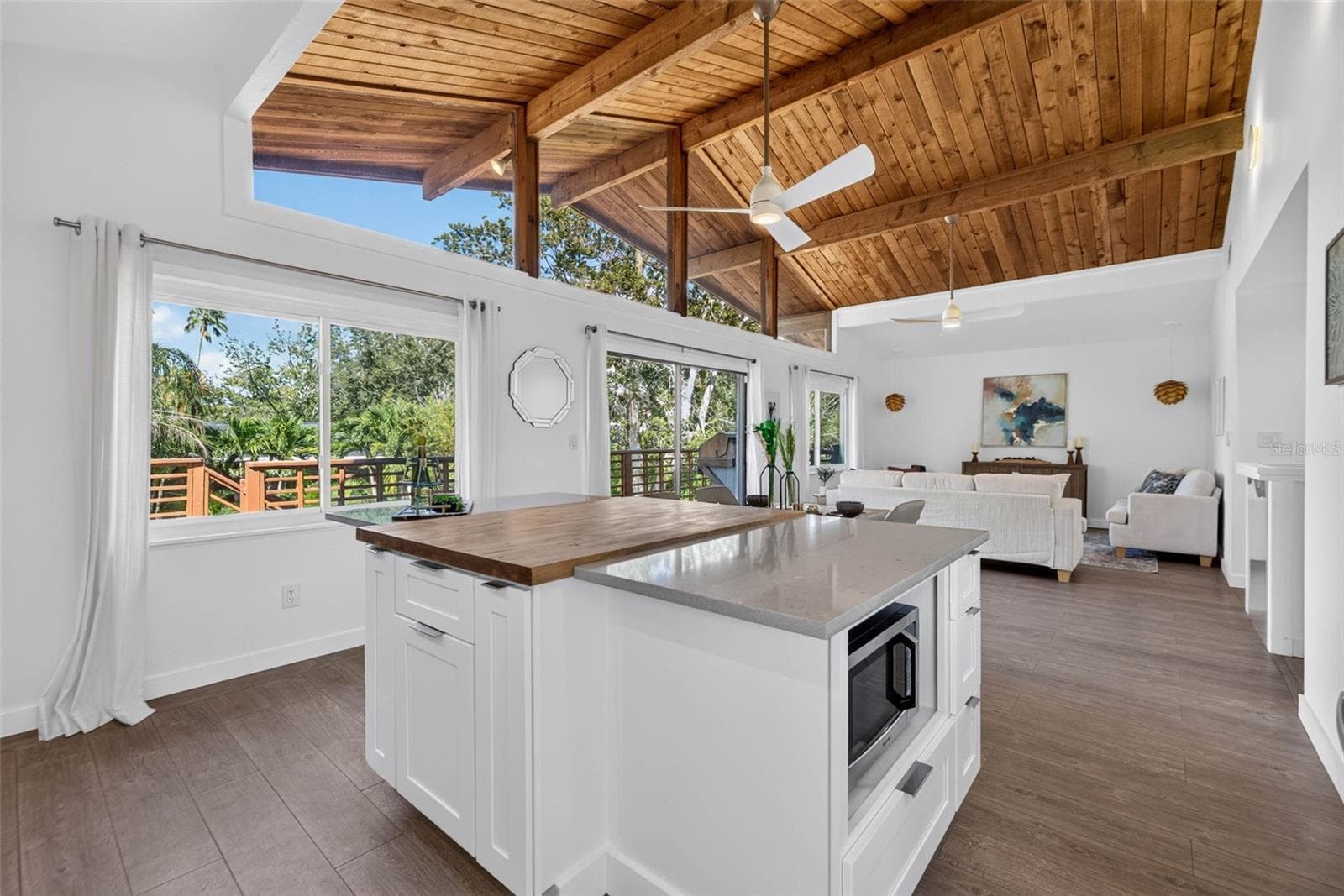 Single Family Residence at 1300 PLEASANT WAY S, ST PETERSBURG, photo 13 of 48