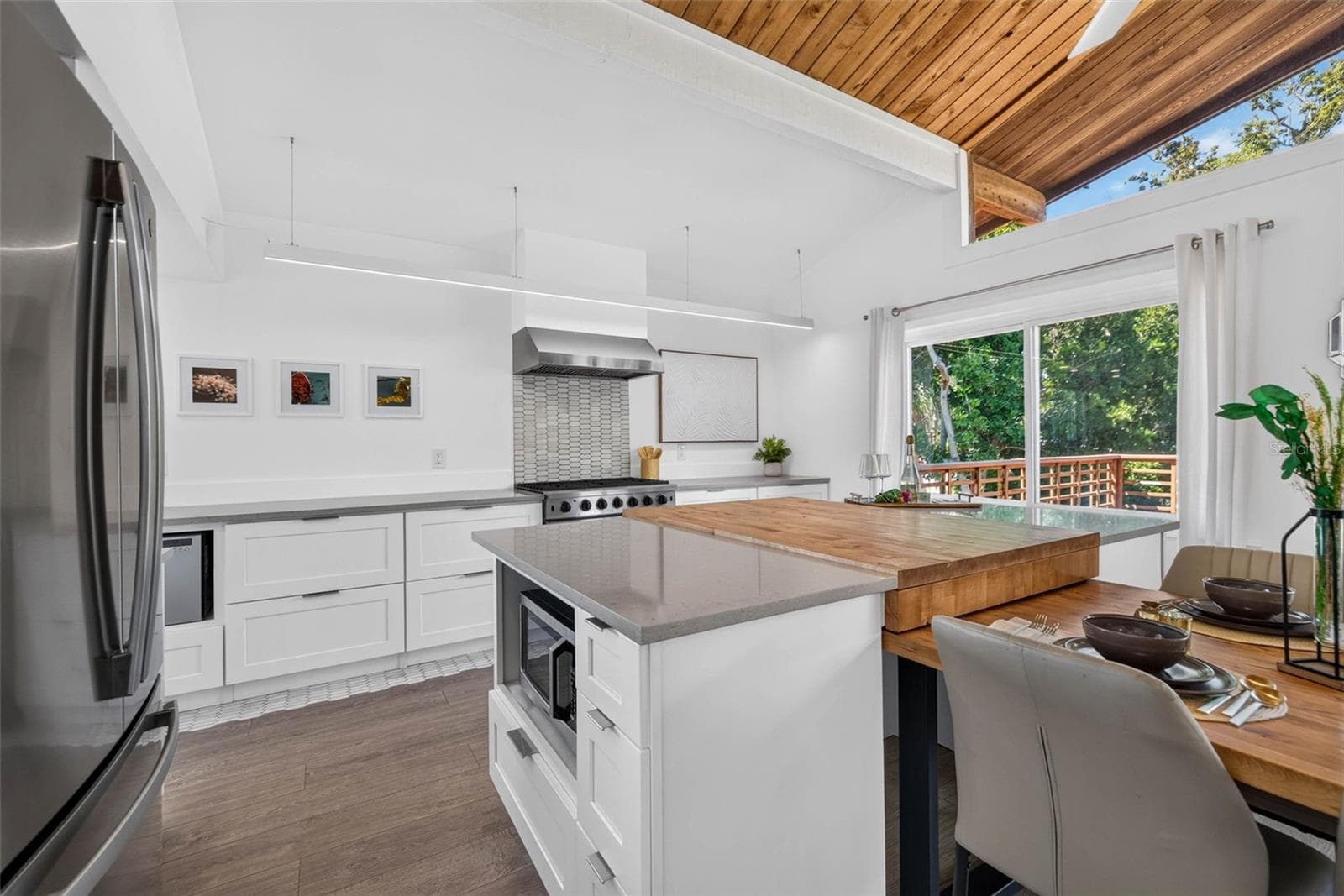 Single Family Residence at 1300 PLEASANT WAY S, ST PETERSBURG, photo 16 of 48