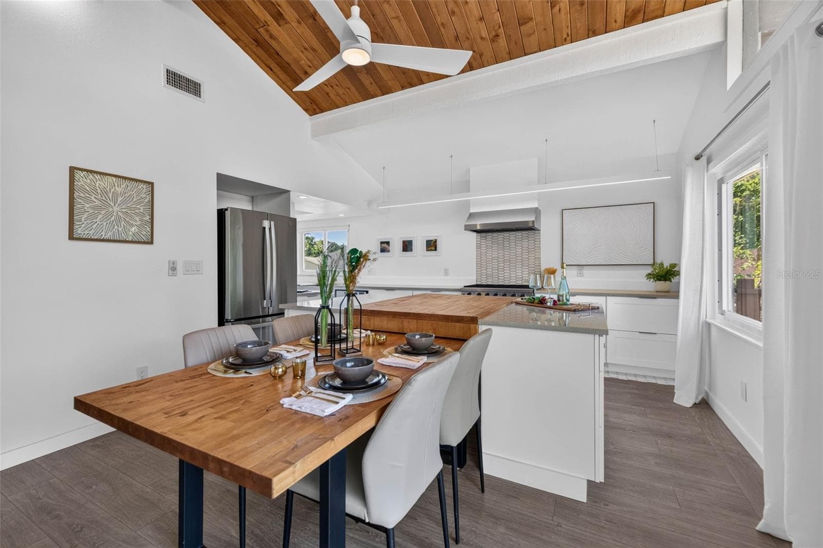 Single Family Residence at 1300 PLEASANT WAY S, ST PETERSBURG, photo 20 of 48