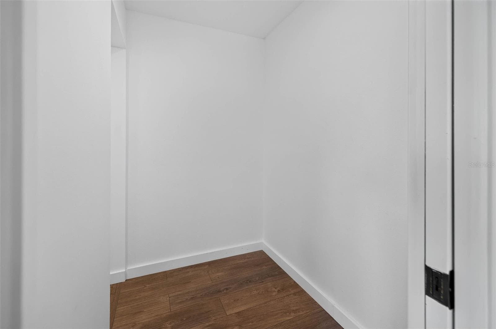 Single Family Residence at 1300 PLEASANT WAY S, ST PETERSBURG, photo 27 of 48