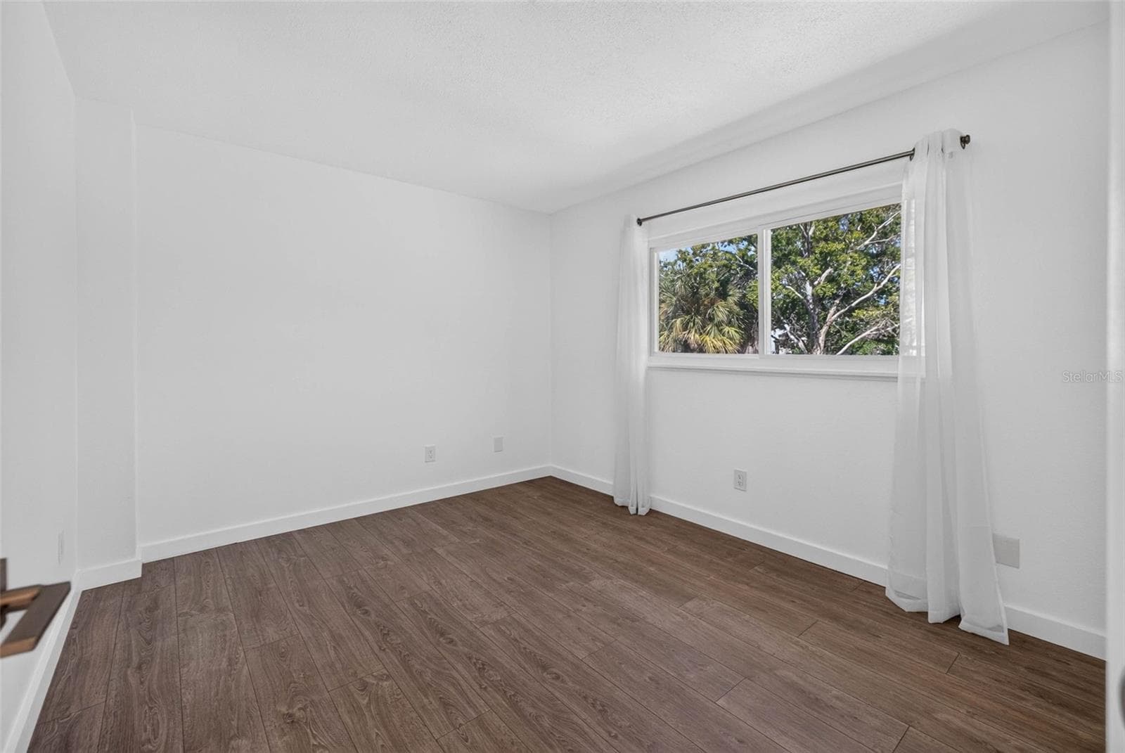 Single Family Residence at 1300 PLEASANT WAY S, ST PETERSBURG, photo 29 of 48