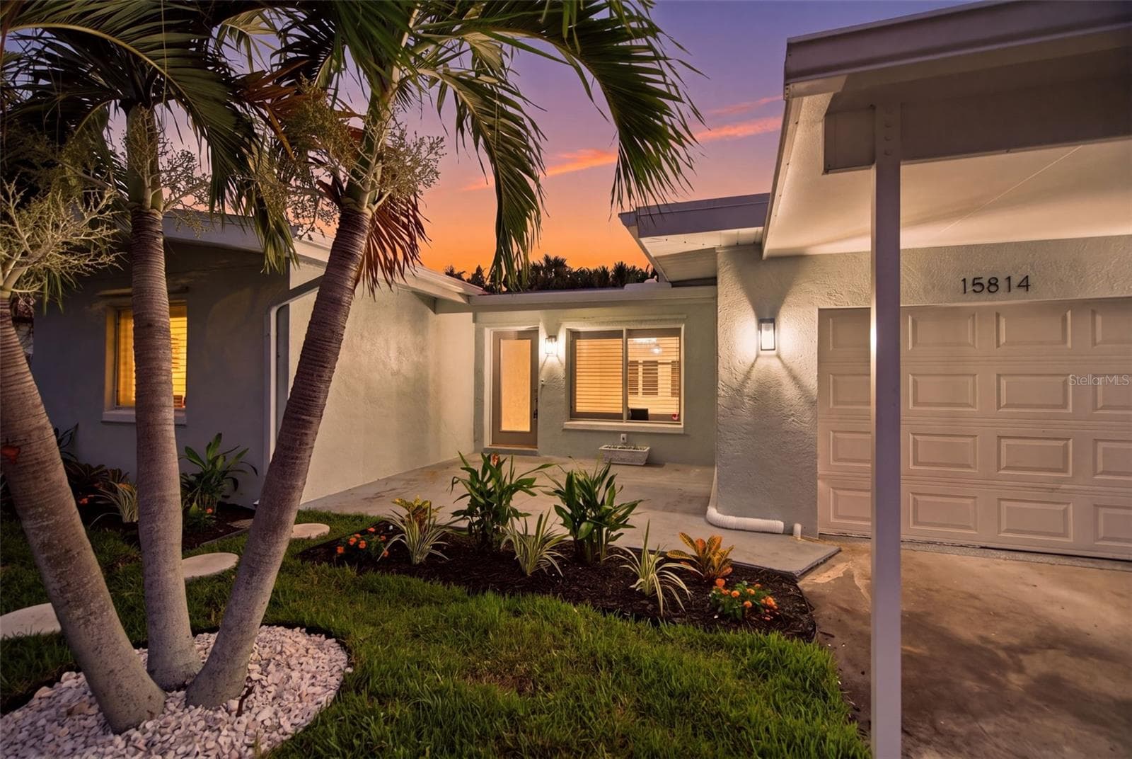 Front of House - 15814 3RD ST E, REDINGTON BEACH