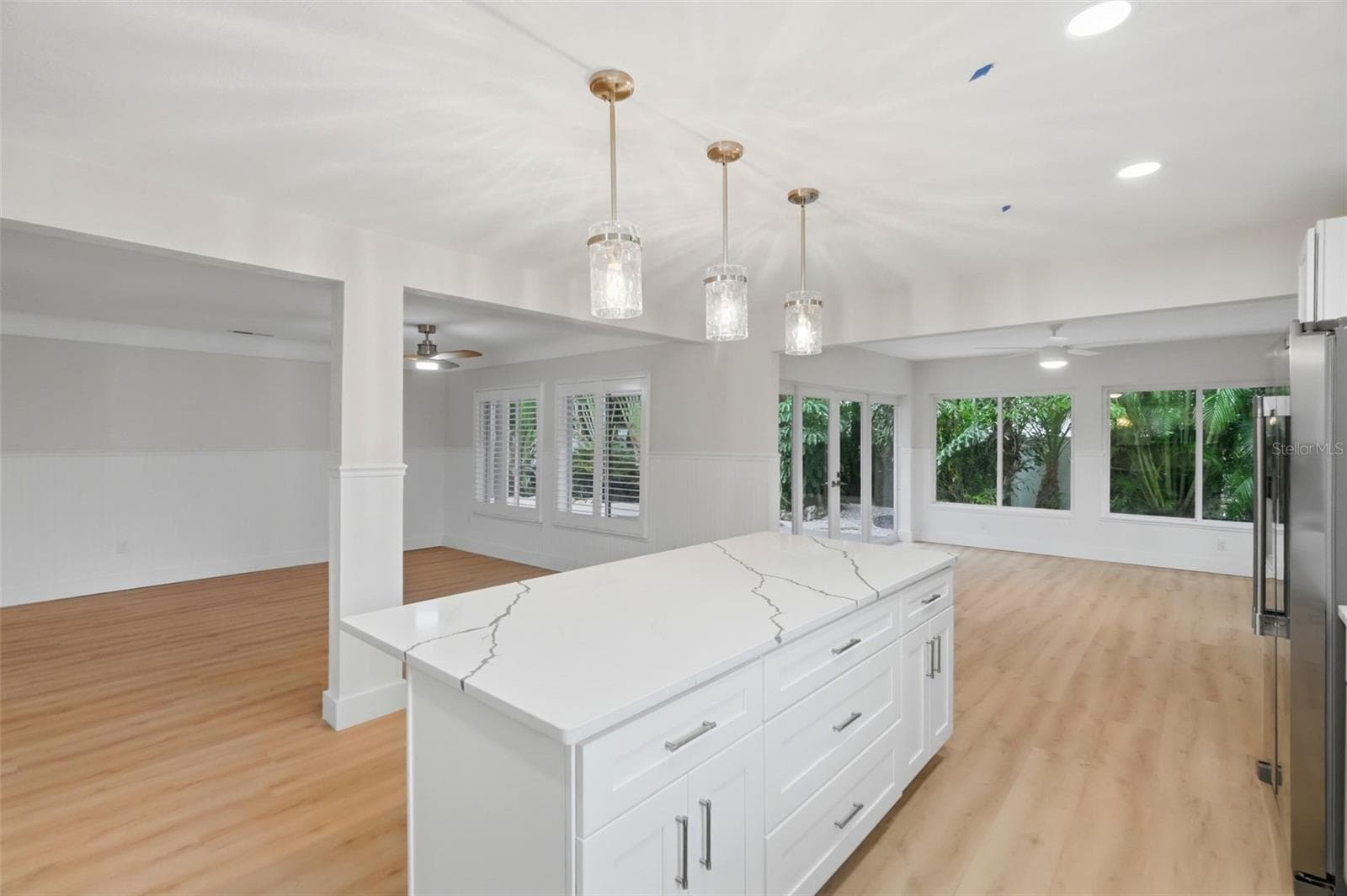 Kitchen Island - 15814 3RD ST E, REDINGTON BEACH