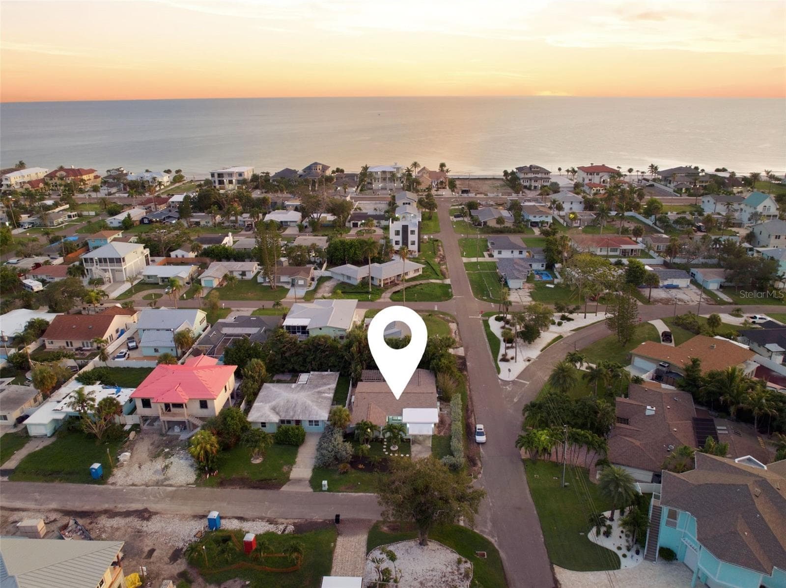 West View - 15814 3RD ST E, REDINGTON BEACH