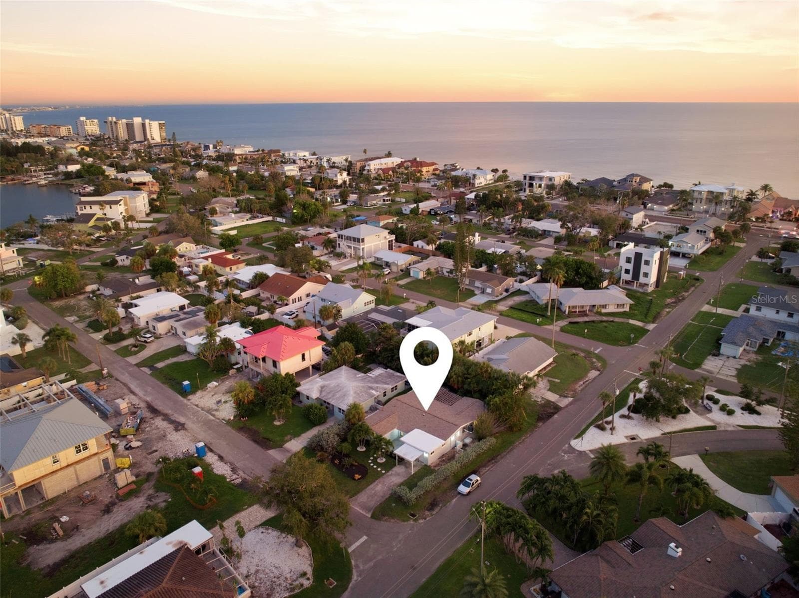 South View - 15814 3RD ST E, REDINGTON BEACH