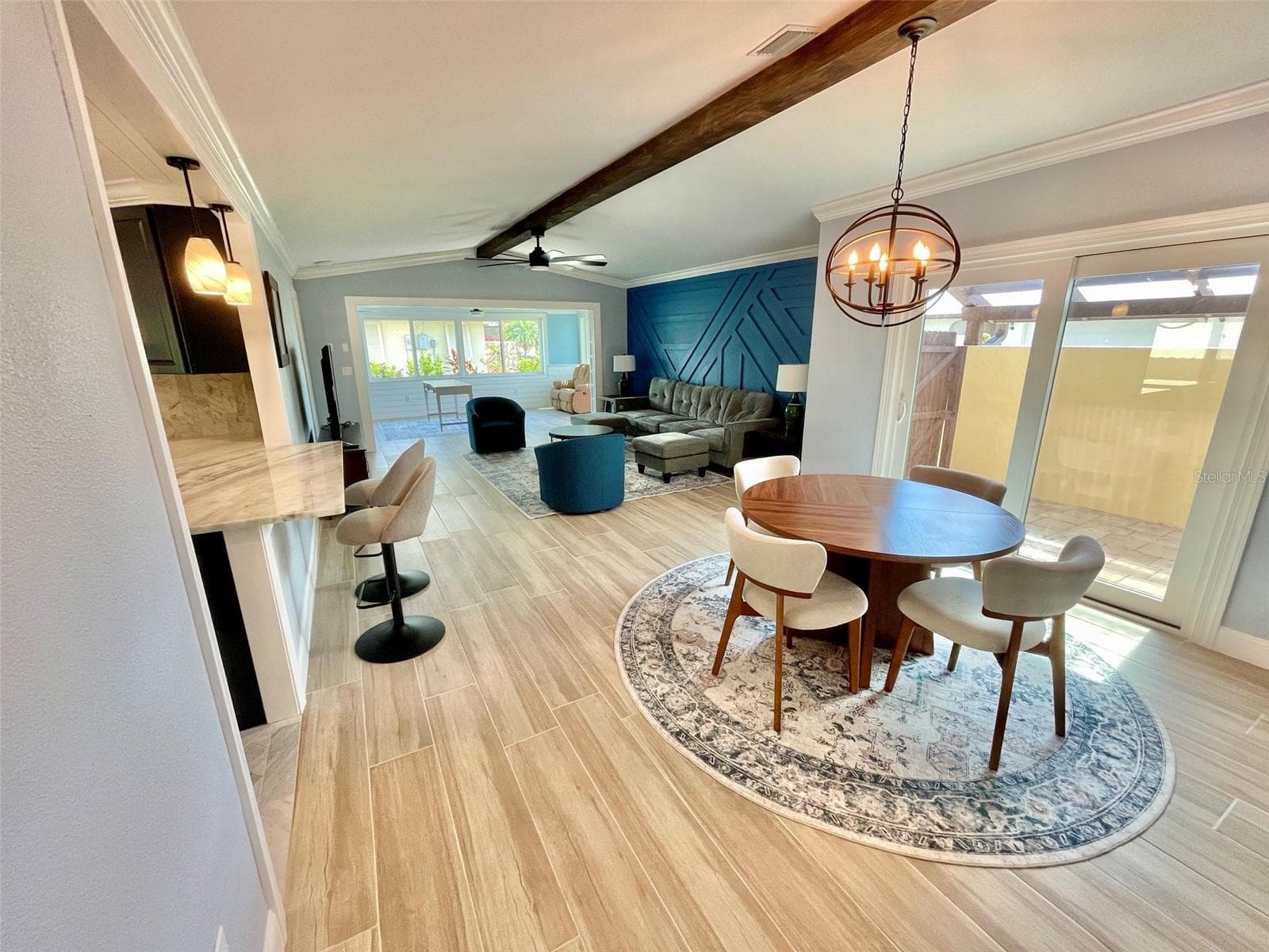 Dining Into Living Room - 44 SANDSTONE CIR, VENICE