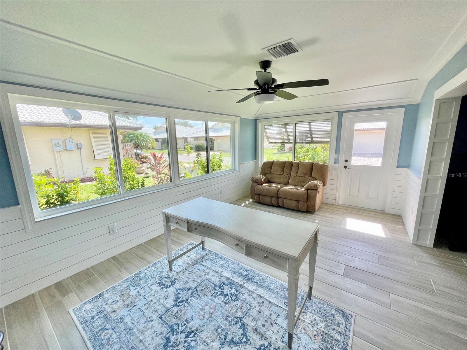 Den/Florida Room - 44 SANDSTONE CIR, VENICE