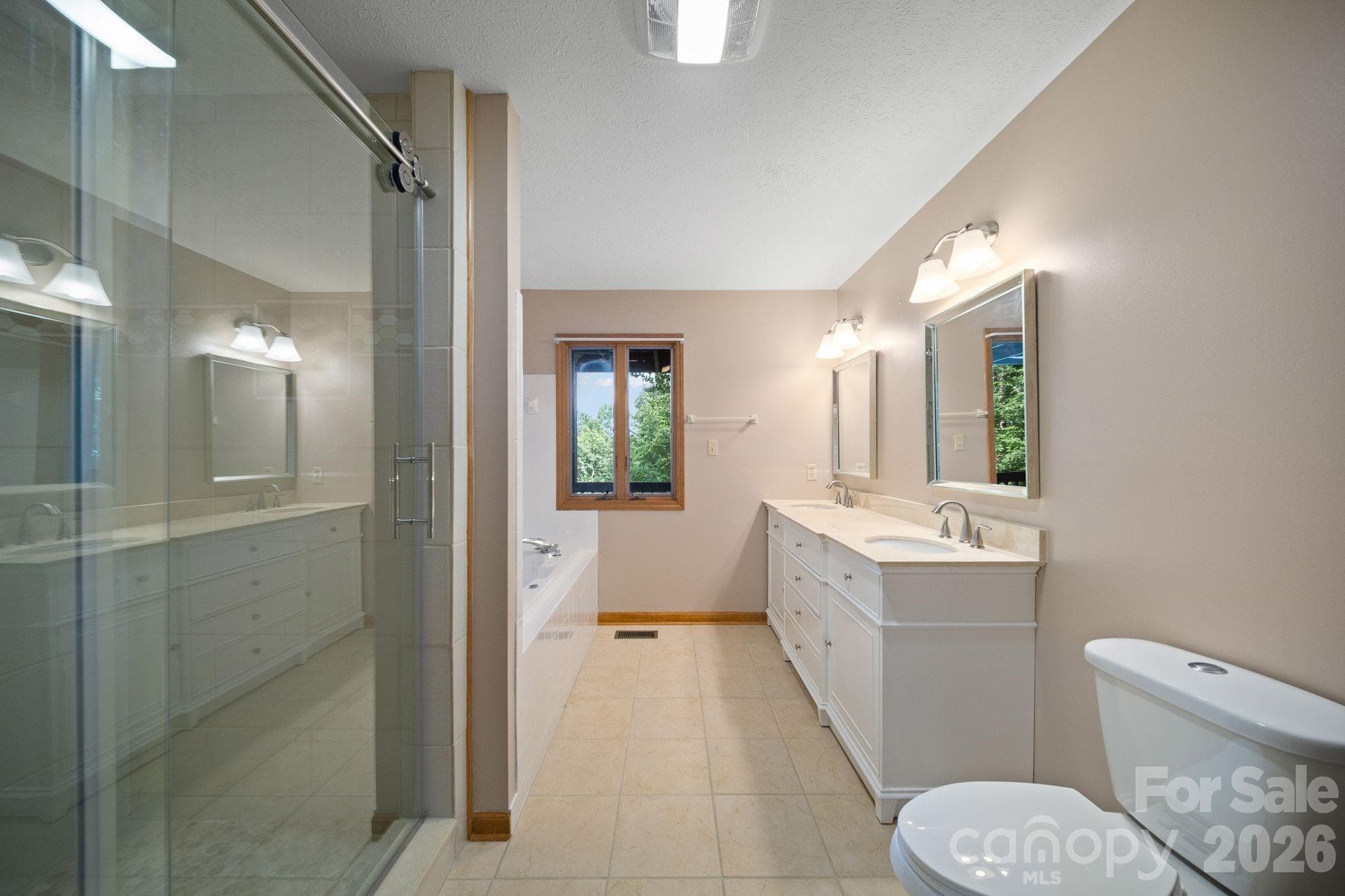 Basement full bath - 1105 High Vista Drive, Mills River