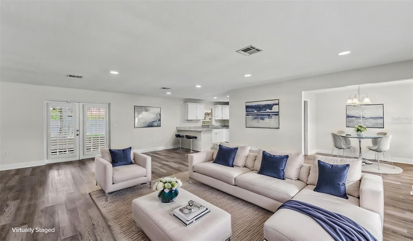 Virtually Staged - 4520 OLD COLONY RD, MULBERRY