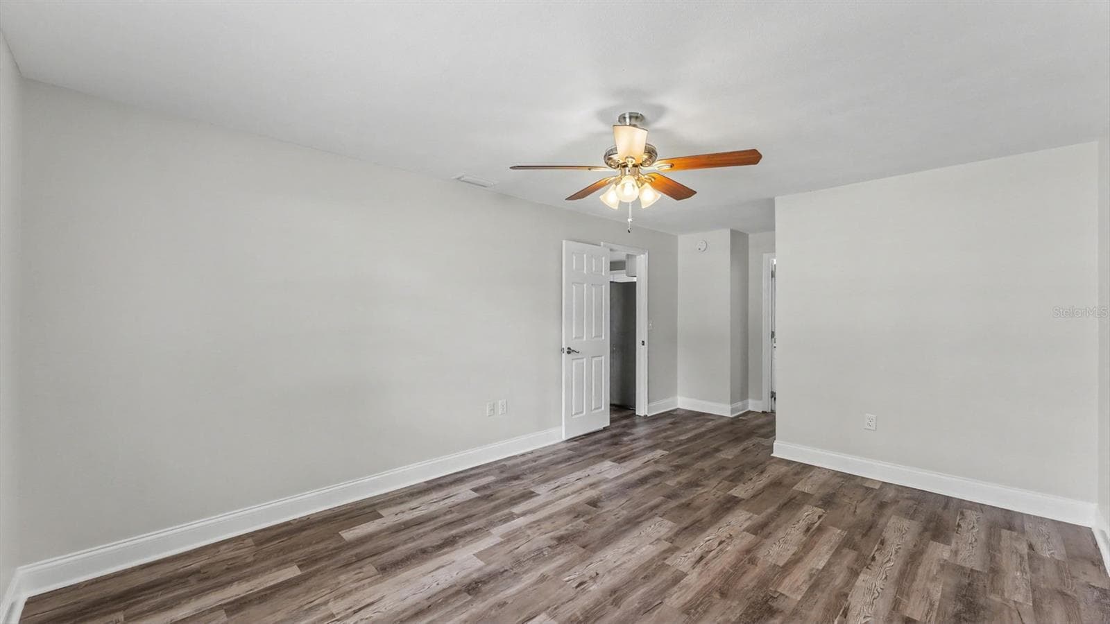 Single Family Residence at 4520 OLD COLONY RD, MULBERRY, photo 9 of 18