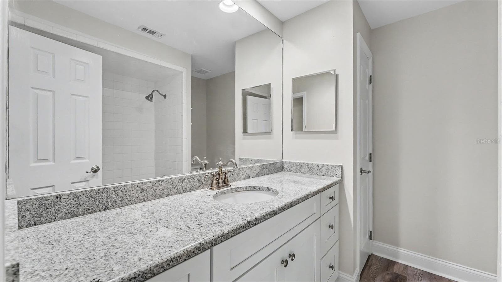 Single Family Residence at 4520 OLD COLONY RD, MULBERRY, photo 10 of 18