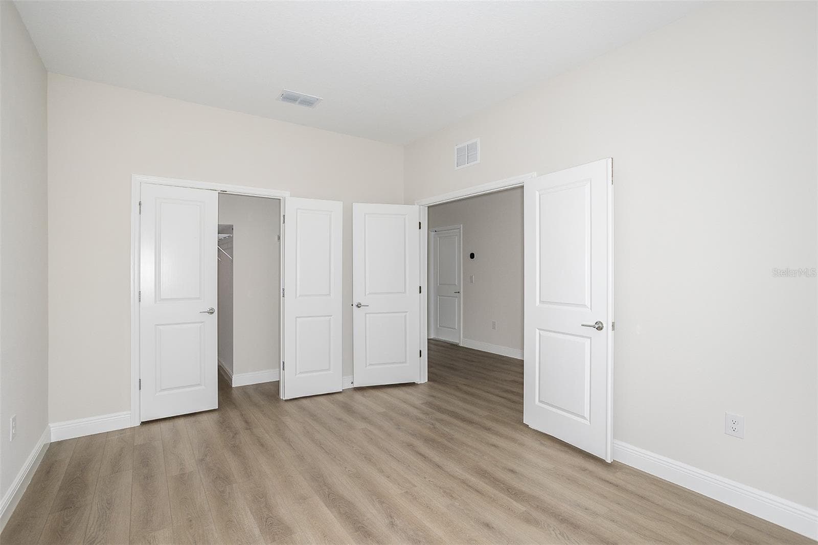 Single Family Residence at 33595 TWILIGHT SEA PL, DADE CITY, photo 13 of 37