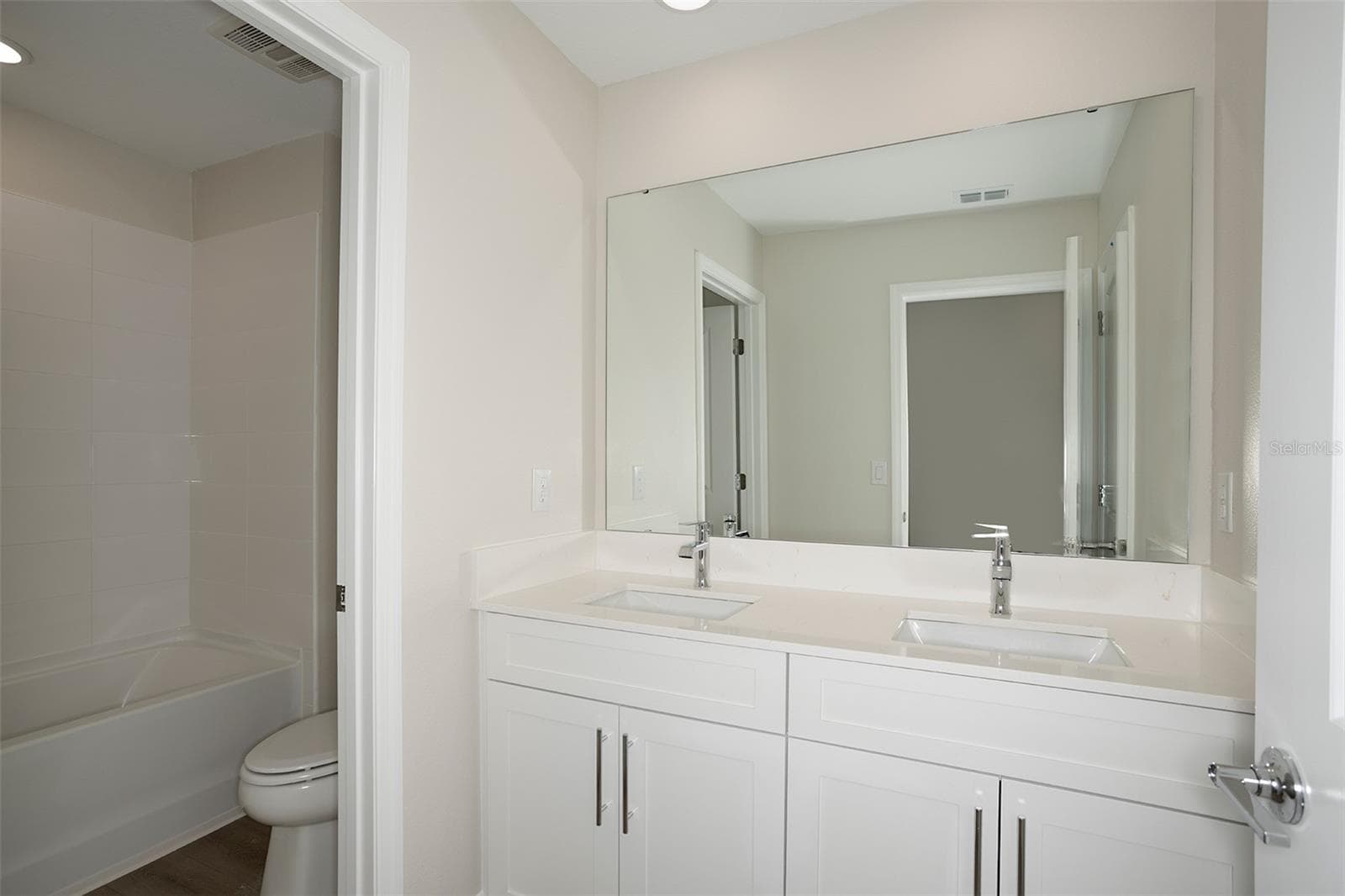 Single Family Residence at 33595 TWILIGHT SEA PL, DADE CITY, photo 24 of 37