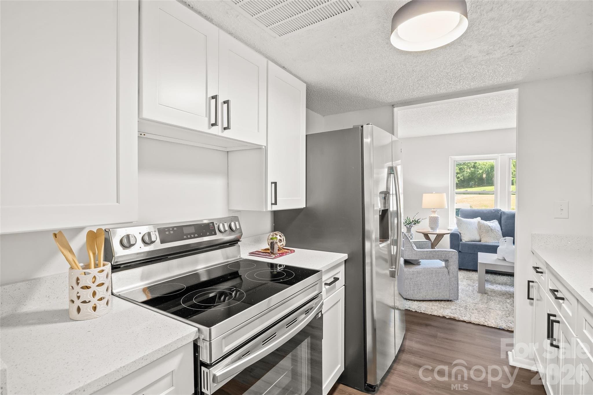 Townhouse at 8254 Knights Bridge Road, Charlotte, photo 10 of 29