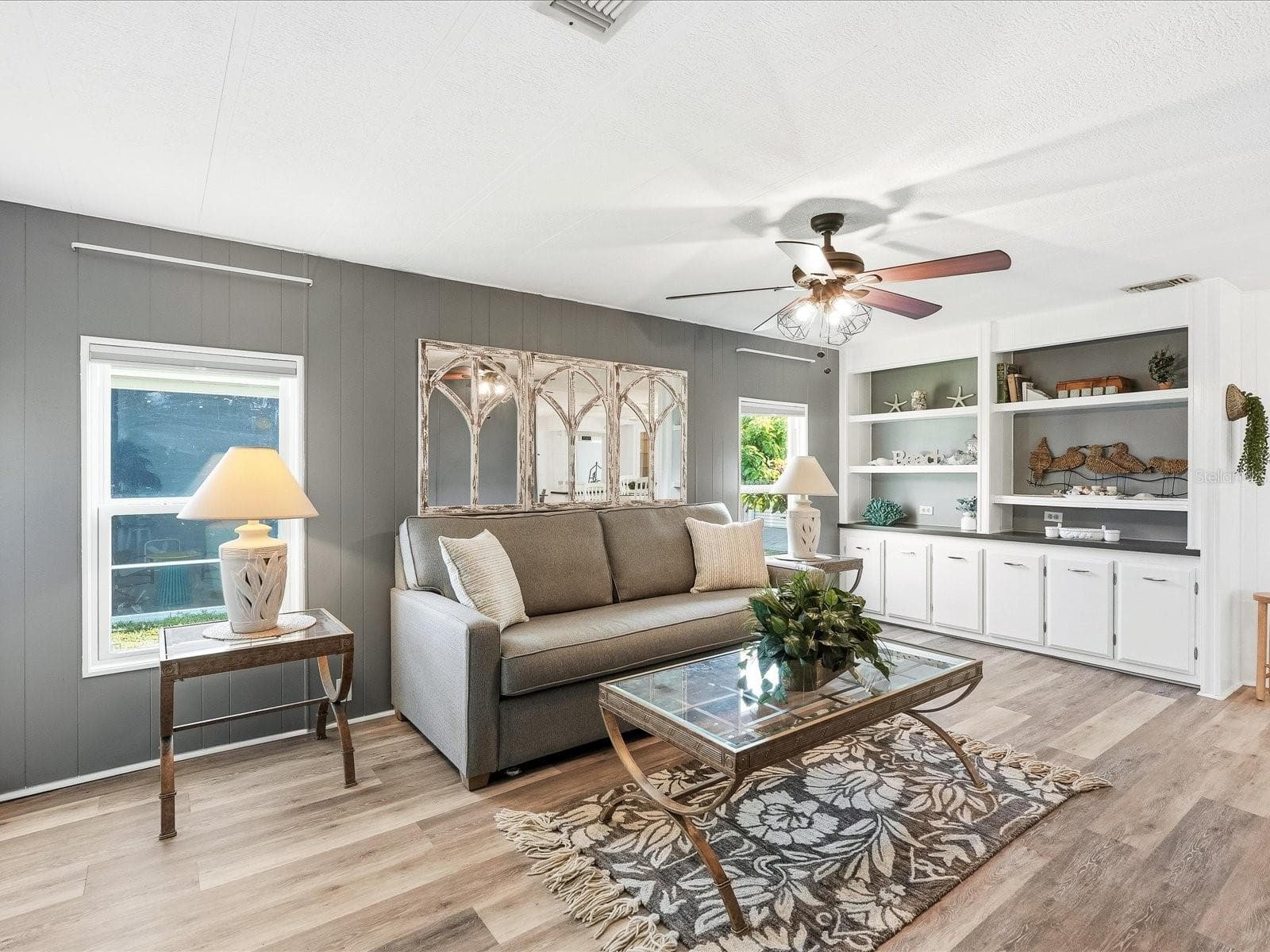 Living room - 6324 SPARROW LN, ENGLEWOOD