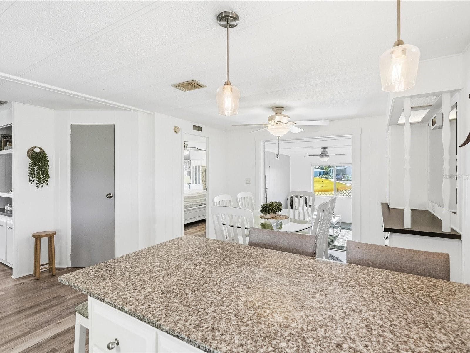Kitchen / dining area - 6324 SPARROW LN, ENGLEWOOD