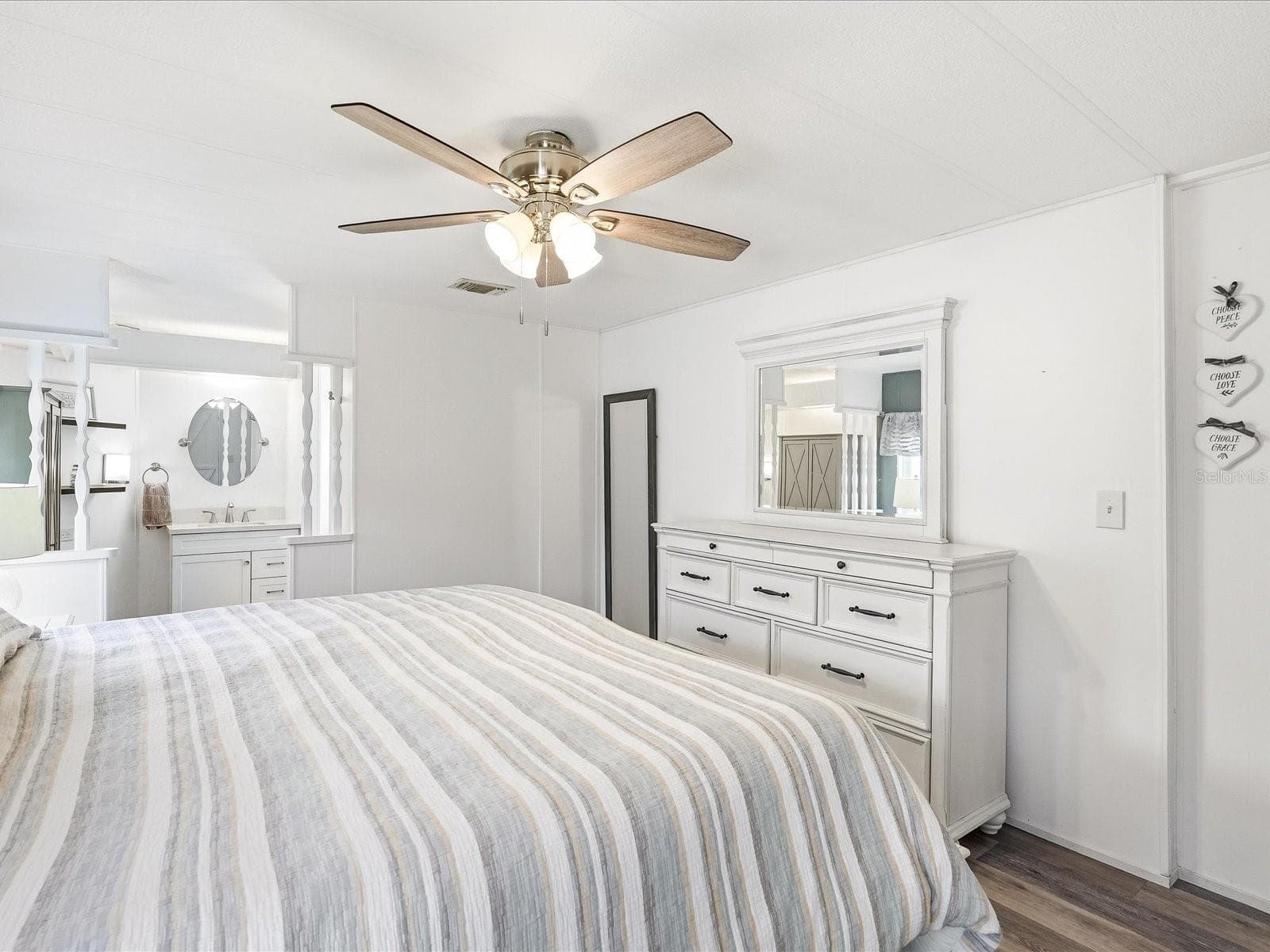 Primary bedroom - 6324 SPARROW LN, ENGLEWOOD