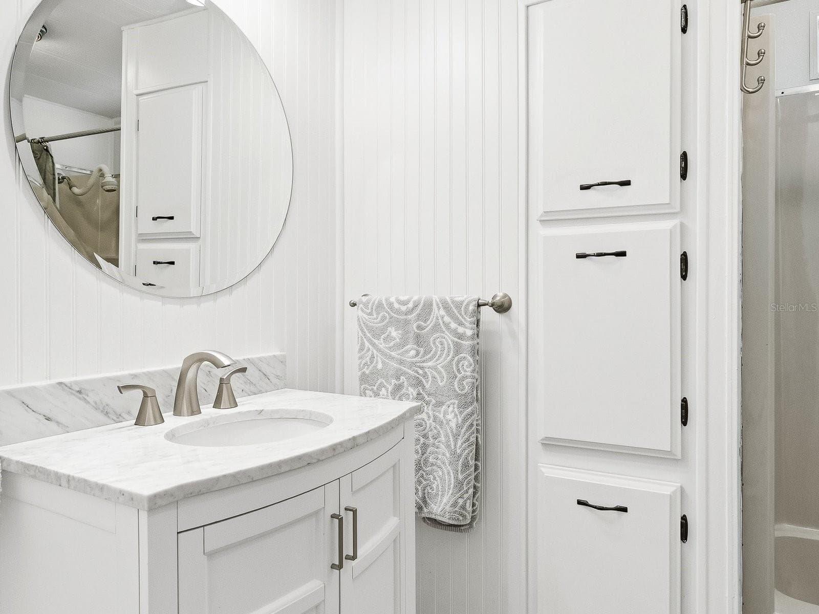 Guest bathroom - 6324 SPARROW LN, ENGLEWOOD