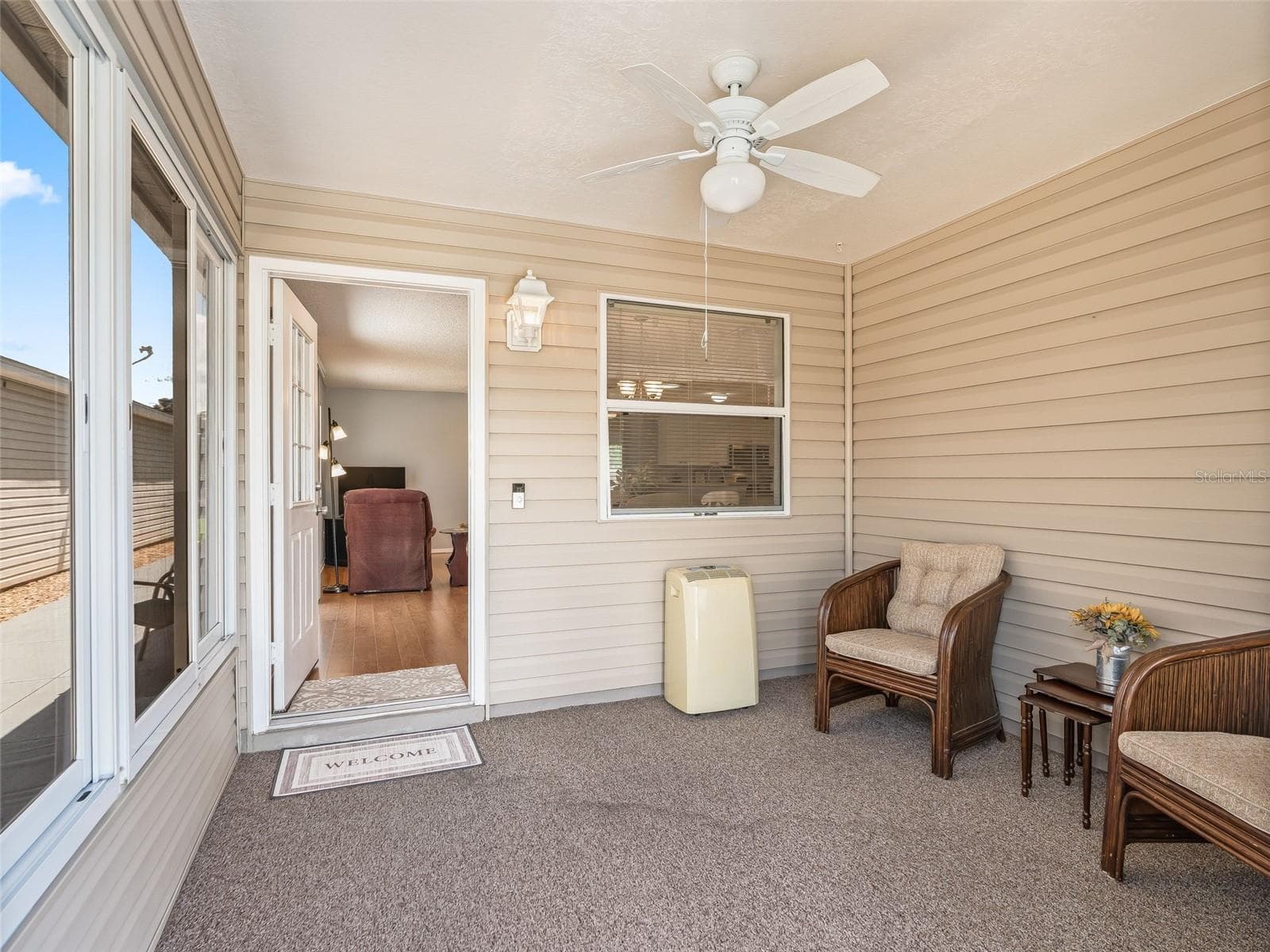 Villa at 973 YORK TER, THE VILLAGES, photo 10 of 44
