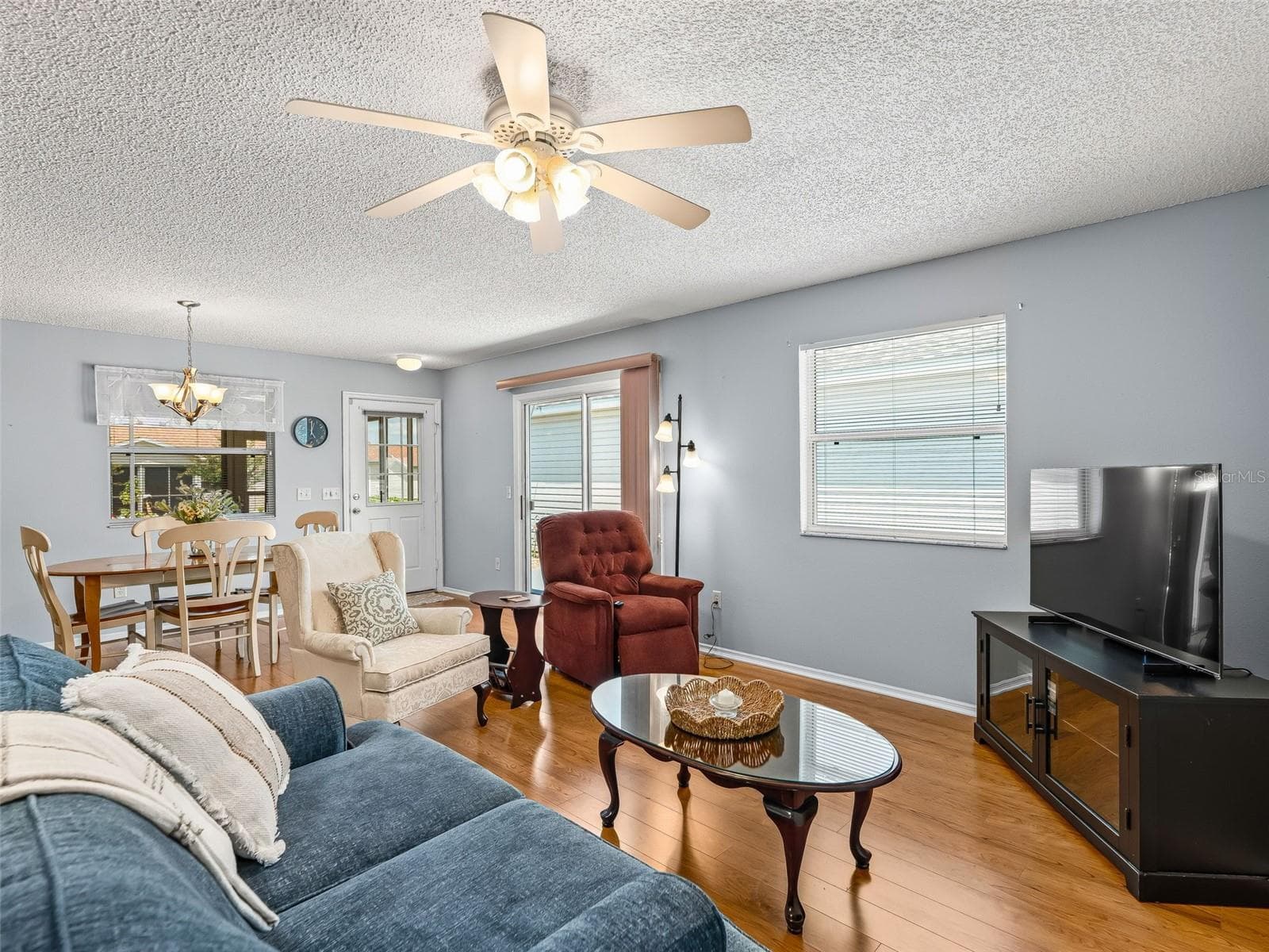 Villa at 973 YORK TER, THE VILLAGES, photo 16 of 44