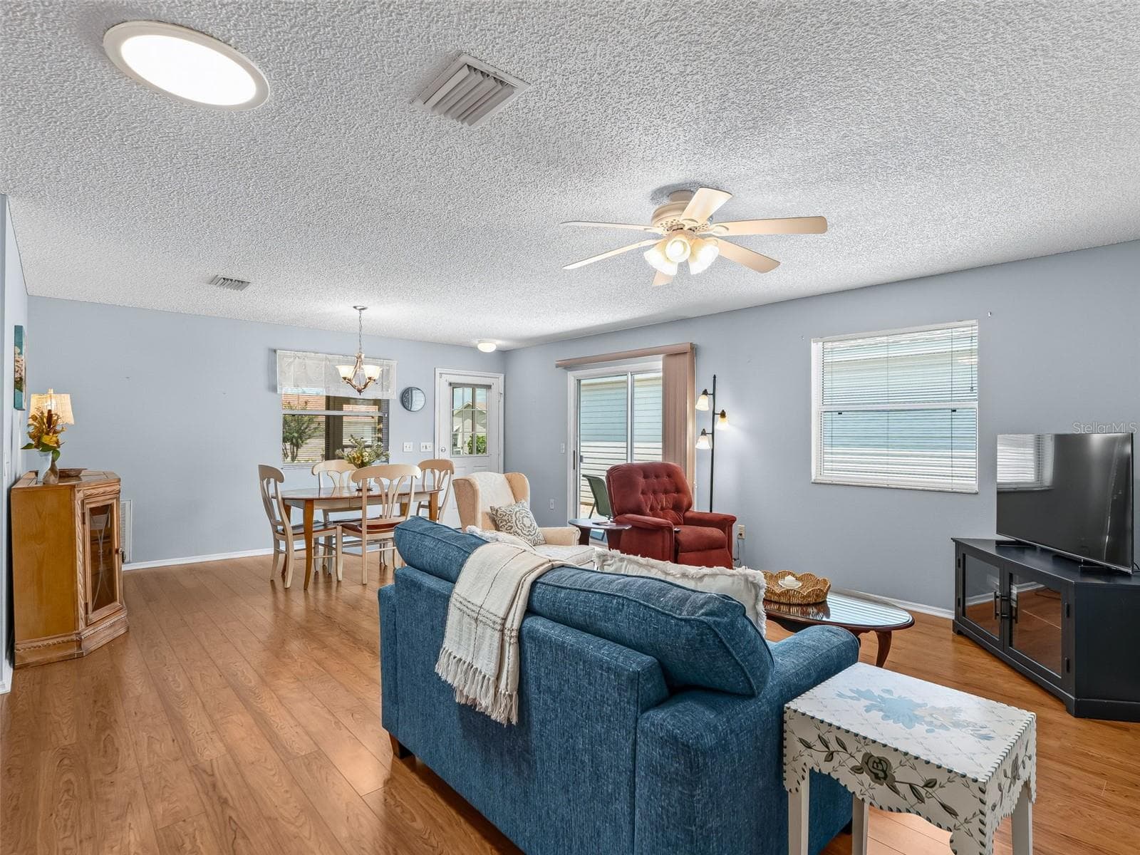 Villa at 973 YORK TER, THE VILLAGES, photo 17 of 44