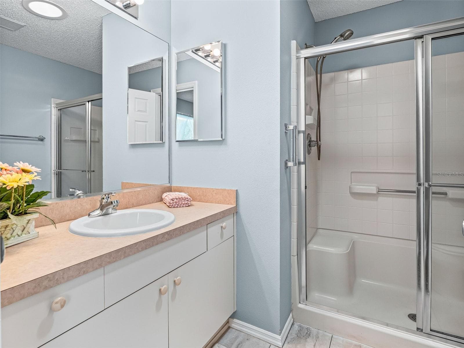 Villa at 973 YORK TER, THE VILLAGES, photo 29 of 44