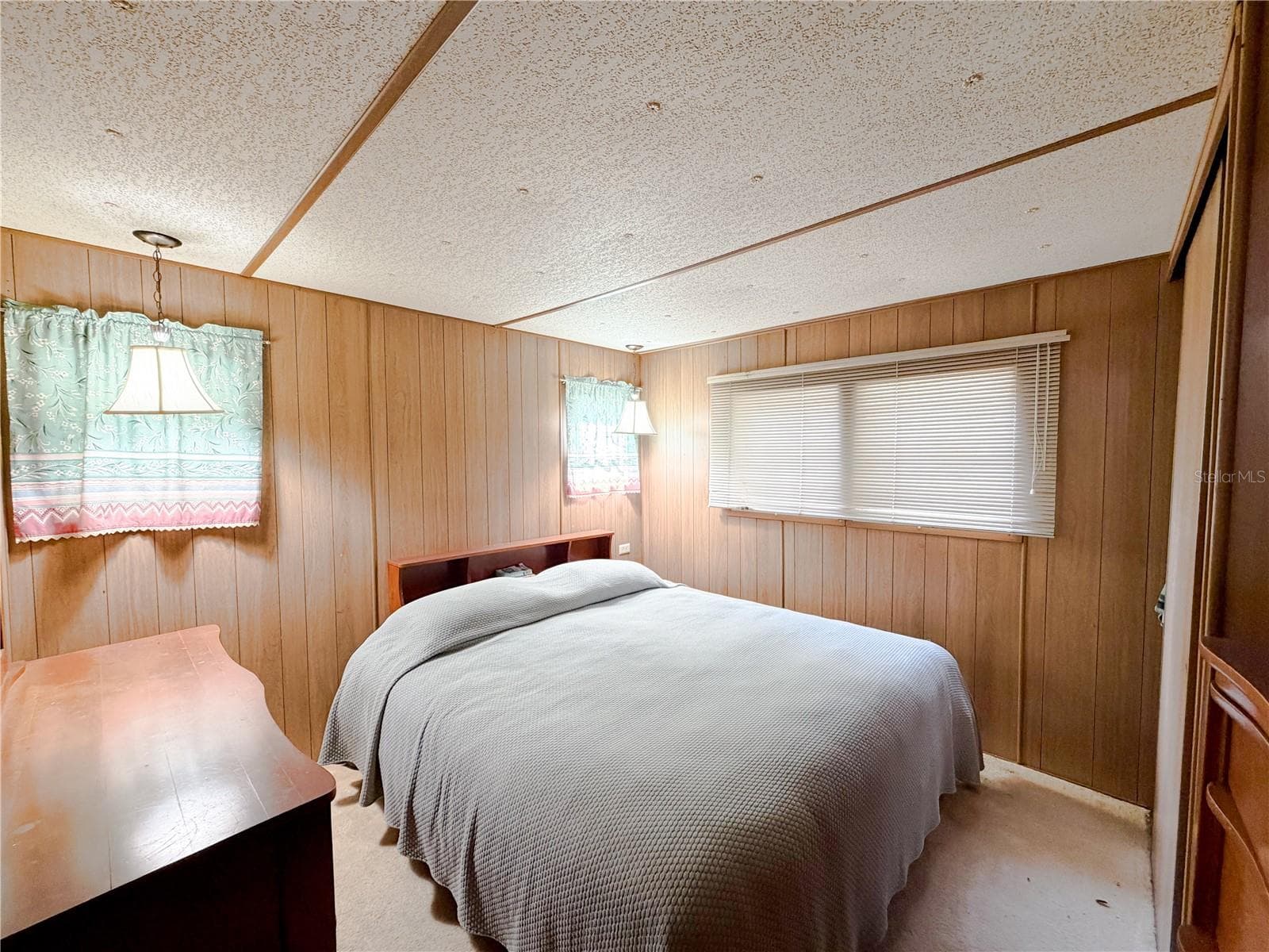 Mobile Home at 170 E COWPEN LAKE POINT RD, HAWTHORNE, photo 10 of 28