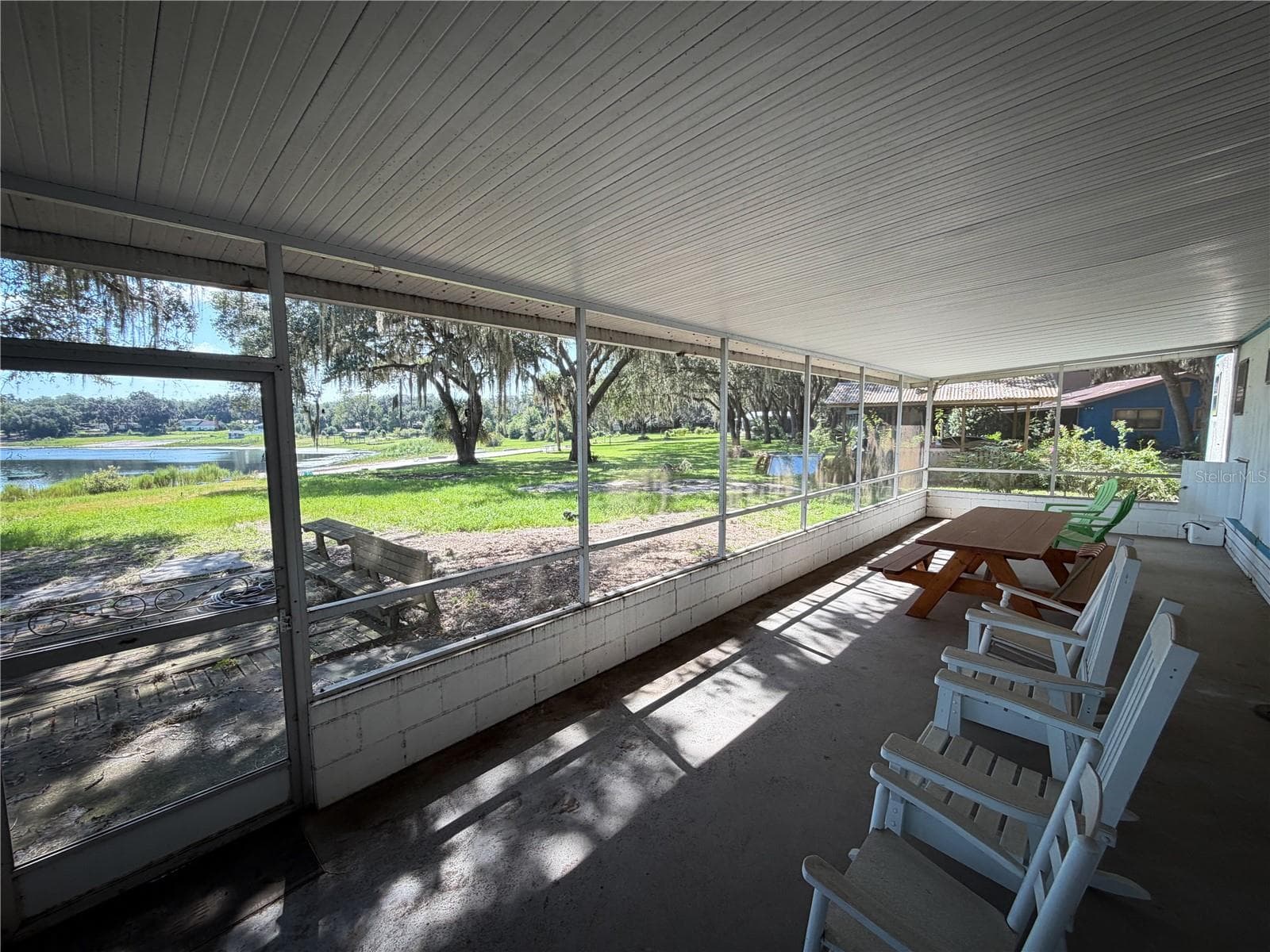 Mobile Home at 170 E COWPEN LAKE POINT RD, HAWTHORNE, photo 14 of 28